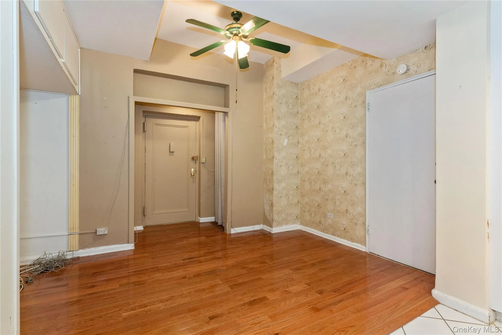 10420 68th Drive, New York, NY, 2 Bedrooms Bedrooms, 5 Rooms Rooms,1 BathroomBathrooms,Residential,For Rent,68th,0,1003836 10420 68th Drive, New York, NY, 2 Bedrooms Bedrooms, 5 Rooms Rooms,1 BathroomBathrooms,Residential,For Rent,68th,0,1003836