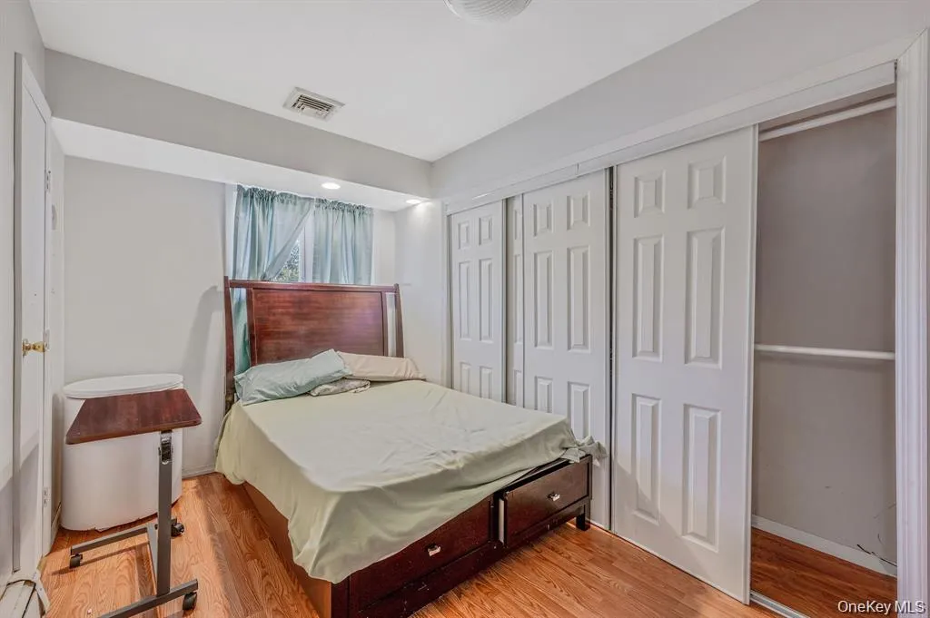 2864 Eastern Boulevard, Hempstead, NY, 6 Bedrooms Bedrooms, 11 Rooms Rooms,4 BathroomsBathrooms,Residential,For Rent,Eastern,0,1003841 2864 Eastern Boulevard, Hempstead, NY, 6 Bedrooms Bedrooms, 11 Rooms Rooms,4 BathroomsBathrooms,Residential,For Rent,Eastern,0,1003841