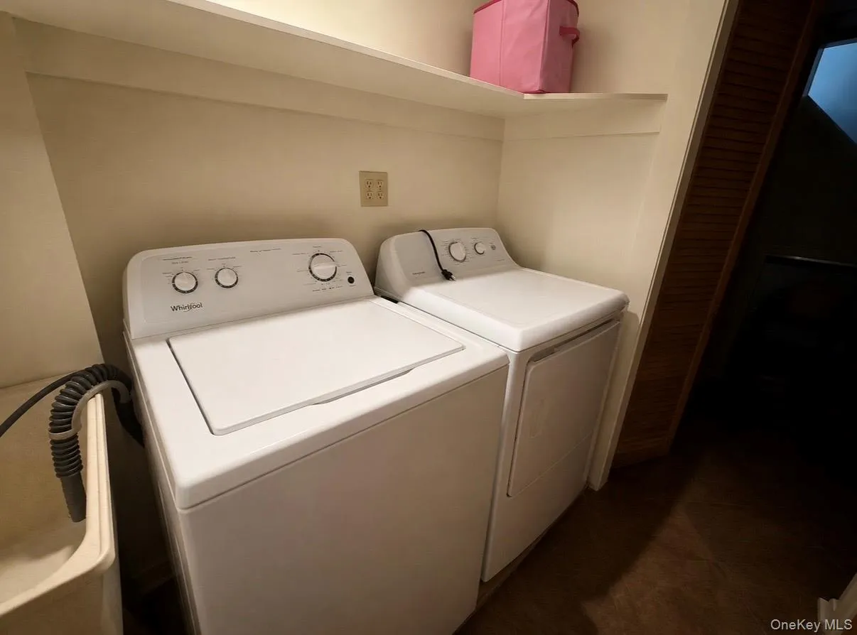 7221 66th Drive, New York, NY, 3 Bedrooms Bedrooms, 7 Rooms Rooms,1 BathroomBathrooms,Residential,For Rent,66th,0,1003844 7221 66th Drive, New York, NY, 3 Bedrooms Bedrooms, 7 Rooms Rooms,1 BathroomBathrooms,Residential,For Rent,66th,0,1003844