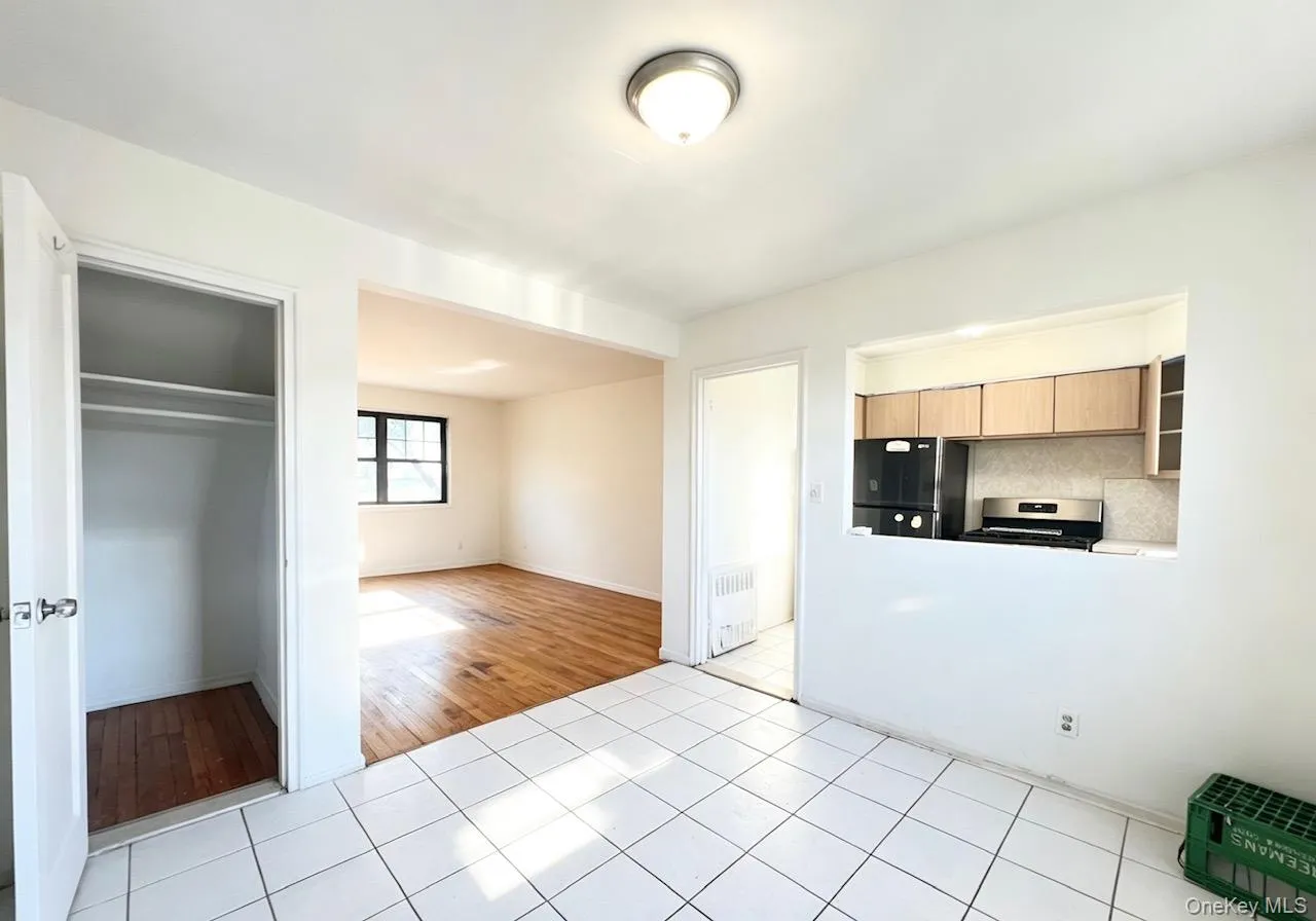 6722 136th Street, New York, NY, 3 Bedrooms Bedrooms, 6 Rooms Rooms,1 BathroomBathrooms,Residential,For Rent,136th Street,0,1003845 6722 136th Street, New York, NY, 3 Bedrooms Bedrooms, 6 Rooms Rooms,1 BathroomBathrooms,Residential,For Rent,136th Street,0,1003845
