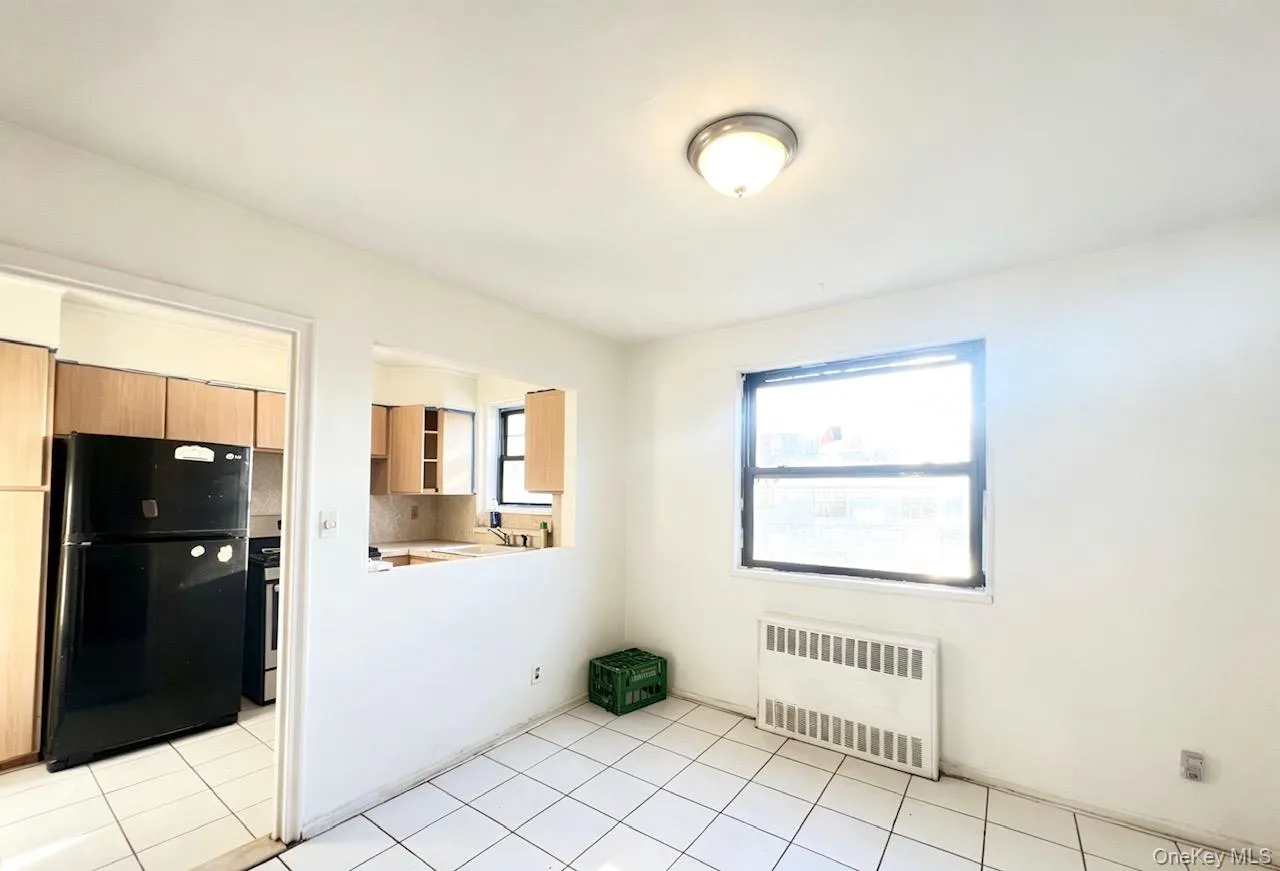 6722 136th Street, New York, NY, 3 Bedrooms Bedrooms, 6 Rooms Rooms,1 BathroomBathrooms,Residential,For Rent,136th Street,0,1003845 6722 136th Street, New York, NY, 3 Bedrooms Bedrooms, 6 Rooms Rooms,1 BathroomBathrooms,Residential,For Rent,136th Street,0,1003845