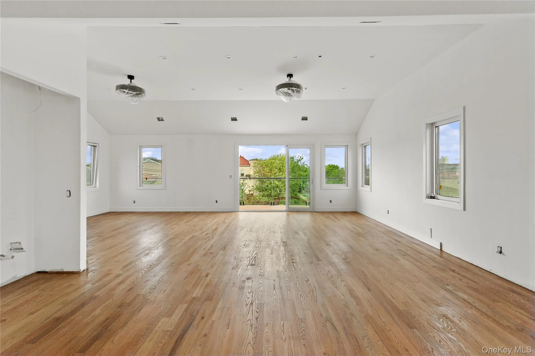 400 Olive Street, Long Beach, NY, 5 Bedrooms Bedrooms, 10 Rooms Rooms,5 BathroomsBathrooms,Residential,For Rent,Olive,0,1003847 400 Olive Street, Long Beach, NY, 5 Bedrooms Bedrooms, 10 Rooms Rooms,5 BathroomsBathrooms,Residential,For Rent,Olive,0,1003847
