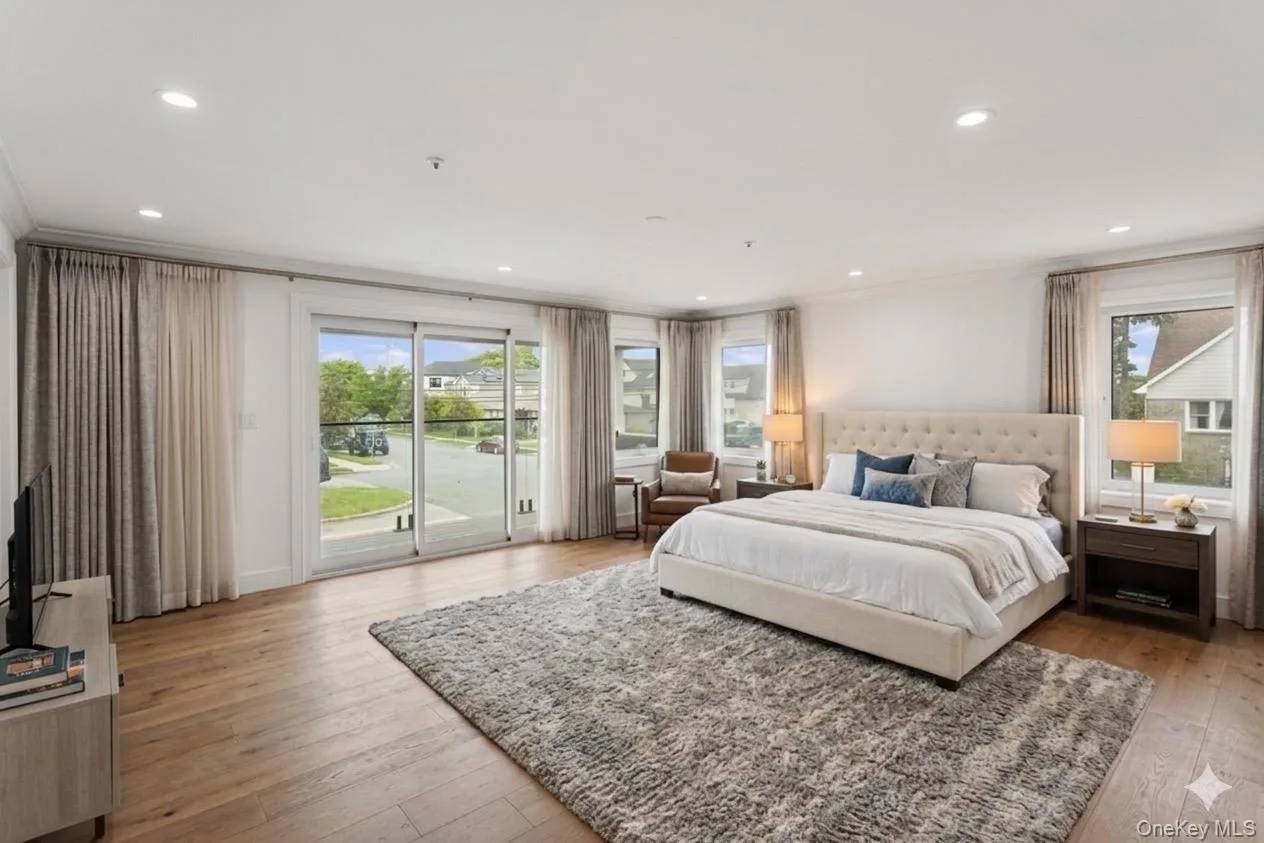 400 Olive Street, Long Beach, NY, 5 Bedrooms Bedrooms, 10 Rooms Rooms,5 BathroomsBathrooms,Residential,For Rent,Olive,0,1003847 400 Olive Street, Long Beach, NY, 5 Bedrooms Bedrooms, 10 Rooms Rooms,5 BathroomsBathrooms,Residential,For Rent,Olive,0,1003847