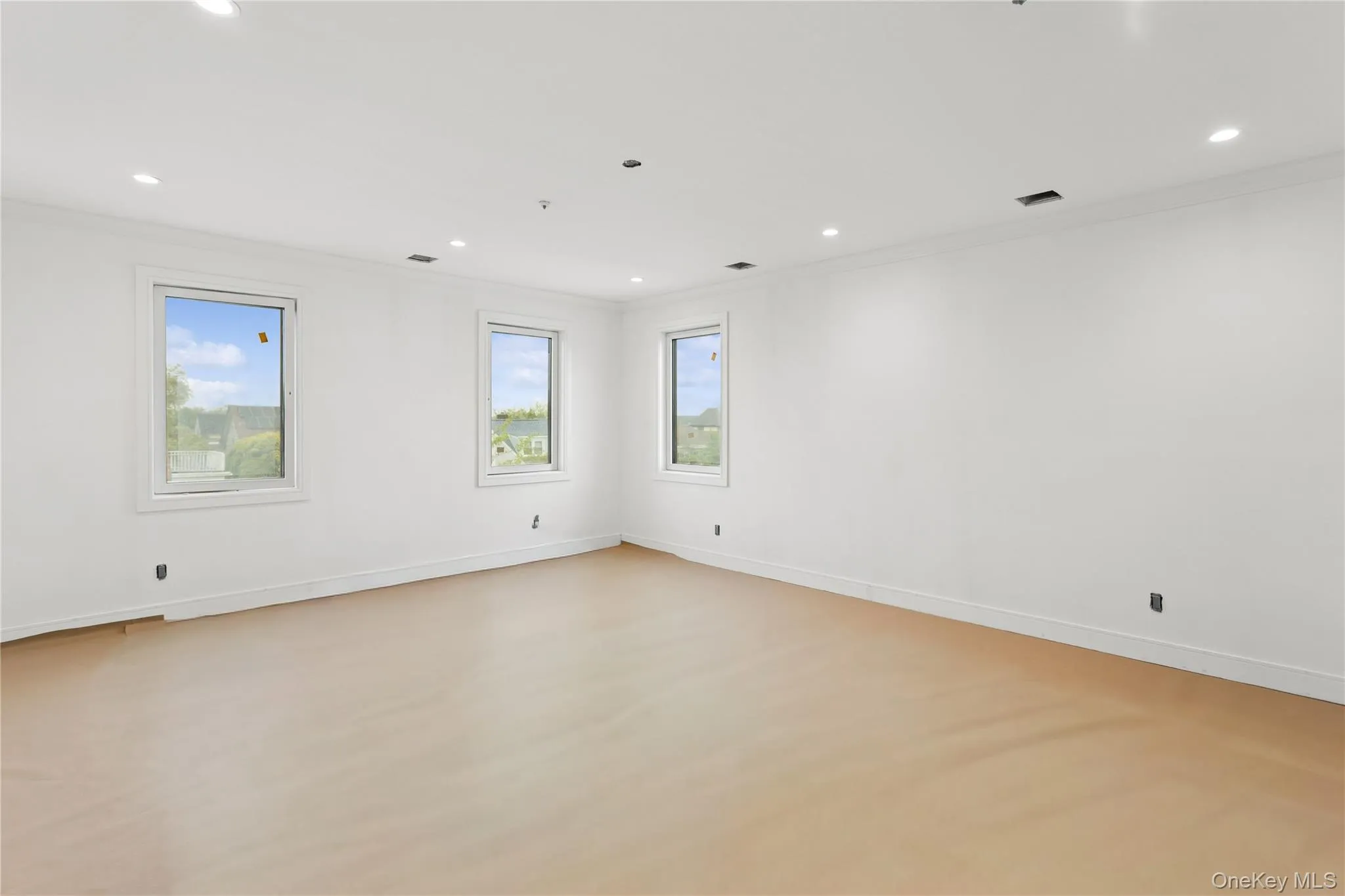 400 Olive Street, Long Beach, NY, 5 Bedrooms Bedrooms, 10 Rooms Rooms,5 BathroomsBathrooms,Residential,For Rent,Olive,0,1003847 400 Olive Street, Long Beach, NY, 5 Bedrooms Bedrooms, 10 Rooms Rooms,5 BathroomsBathrooms,Residential,For Rent,Olive,0,1003847