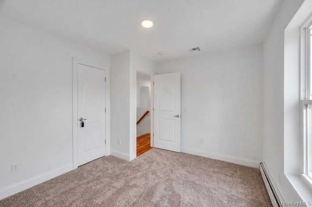 508 Starlight Drive, Brookhaven, NY, 6 Bedrooms Bedrooms, 8 Rooms Rooms,3 BathroomsBathrooms,Residential,For Rent,Starlight,0,1003850 508 Starlight Drive, Brookhaven, NY, 6 Bedrooms Bedrooms, 8 Rooms Rooms,3 BathroomsBathrooms,Residential,For Rent,Starlight,0,1003850