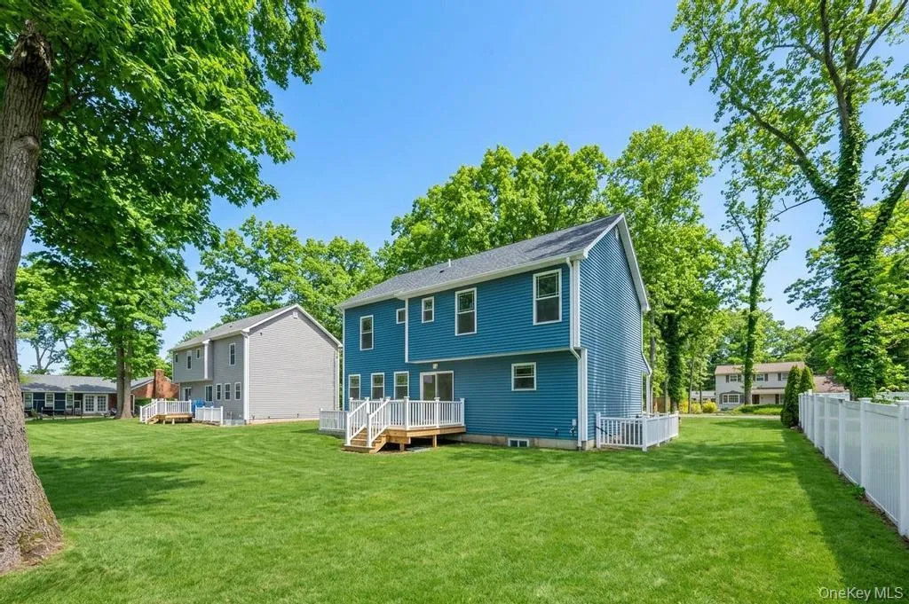 508 Starlight Drive, Brookhaven, NY, 6 Bedrooms Bedrooms, 8 Rooms Rooms,3 BathroomsBathrooms,Residential,For Rent,Starlight,0,1003850 508 Starlight Drive, Brookhaven, NY, 6 Bedrooms Bedrooms, 8 Rooms Rooms,3 BathroomsBathrooms,Residential,For Rent,Starlight,0,1003850