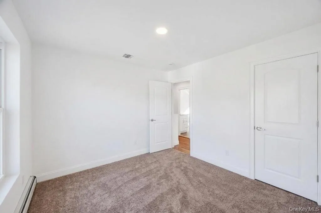 508 Starlight Drive, Brookhaven, NY, 6 Bedrooms Bedrooms, 8 Rooms Rooms,3 BathroomsBathrooms,Residential,For Rent,Starlight,0,1003850 508 Starlight Drive, Brookhaven, NY, 6 Bedrooms Bedrooms, 8 Rooms Rooms,3 BathroomsBathrooms,Residential,For Rent,Starlight,0,1003850