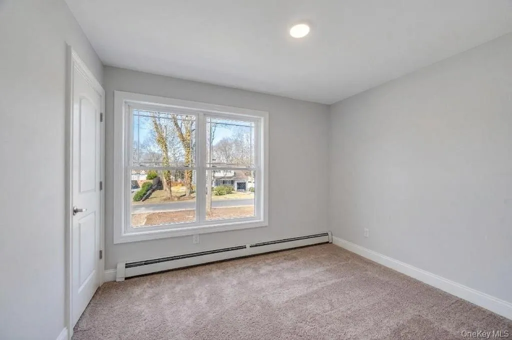 508 Starlight Drive, Brookhaven, NY, 6 Bedrooms Bedrooms, 8 Rooms Rooms,3 BathroomsBathrooms,Residential,For Rent,Starlight,0,1003850 508 Starlight Drive, Brookhaven, NY, 6 Bedrooms Bedrooms, 8 Rooms Rooms,3 BathroomsBathrooms,Residential,For Rent,Starlight,0,1003850