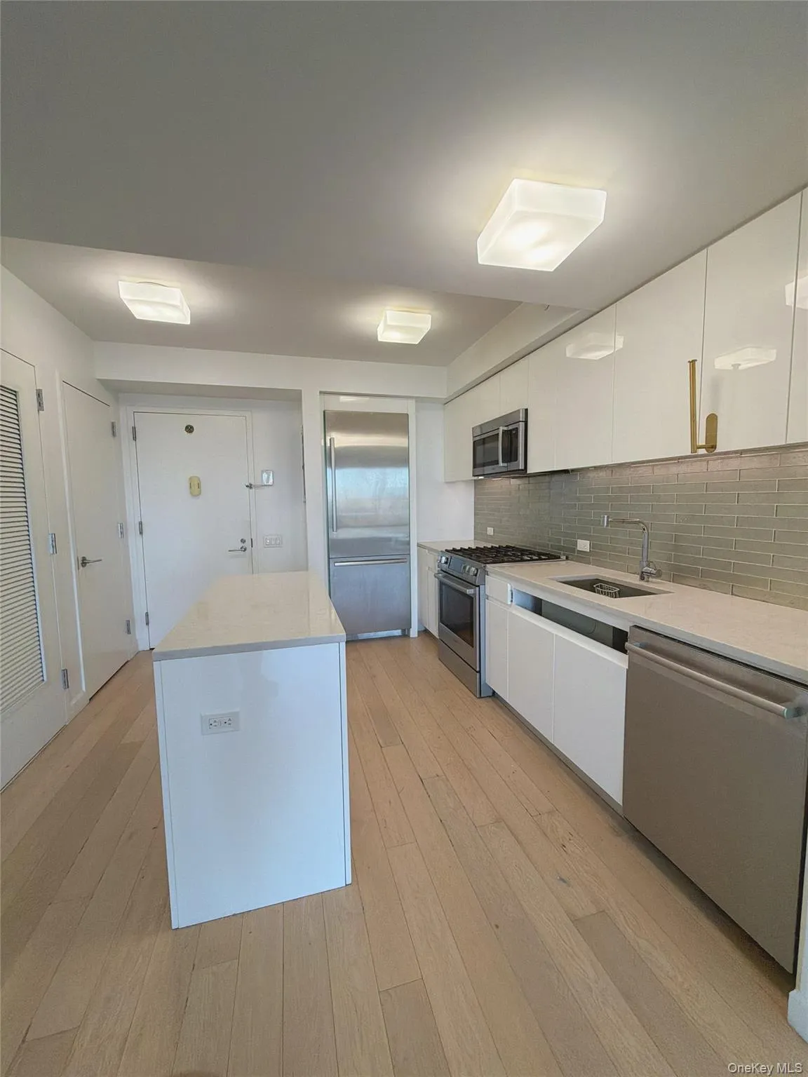 138-35 39th Avenue, New York, NY, 2 Bedrooms Bedrooms, 5 Rooms Rooms,2 BathroomsBathrooms,Residential Lease,For Rent,39th,0,1003855 138-35 39th Avenue, New York, NY, 2 Bedrooms Bedrooms, 5 Rooms Rooms,2 BathroomsBathrooms,Residential Lease,For Rent,39th,0,1003855