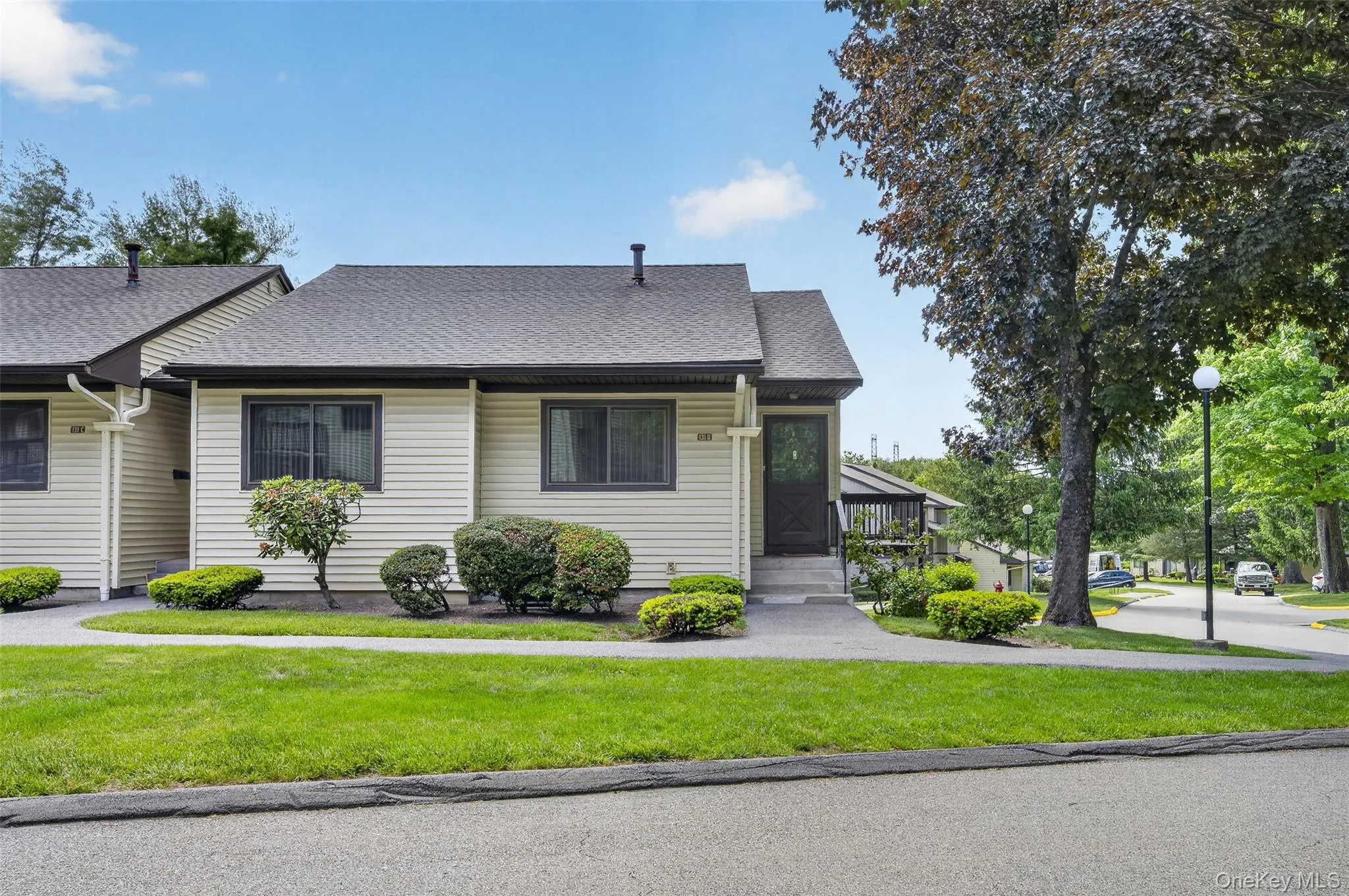 131 Columbia Court, Yorktown, NY, 2 Bedrooms Bedrooms, 5 Rooms Rooms,2 BathroomsBathrooms,Residential,For Rent,Columbia,0,1003861 131 Columbia Court, Yorktown, NY, 2 Bedrooms Bedrooms, 5 Rooms Rooms,2 BathroomsBathrooms,Residential,For Rent,Columbia,0,1003861