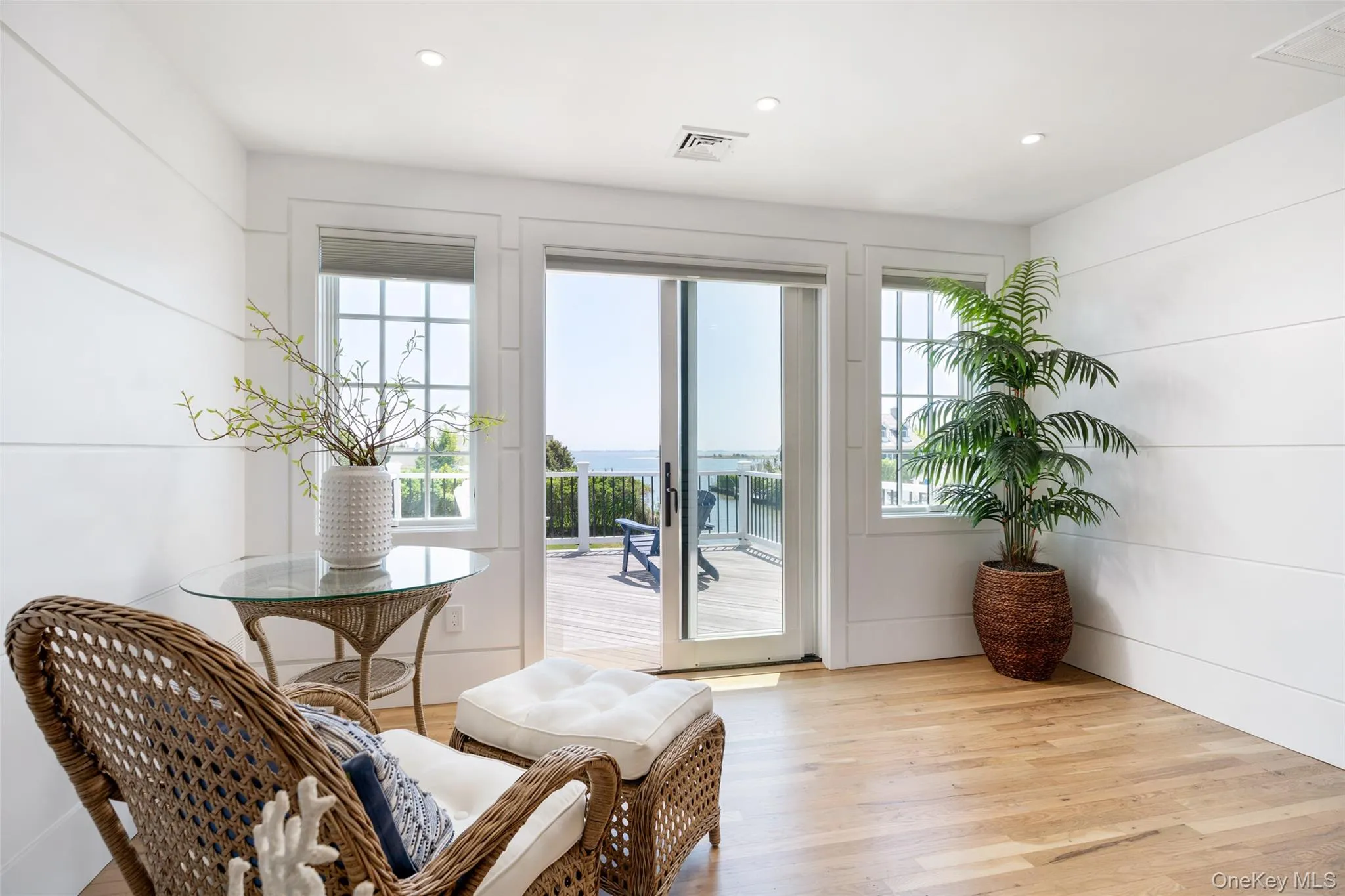56 Middle Pond Road, Southampton, NY, 4 Bedrooms Bedrooms, 12 Rooms Rooms,4 BathroomsBathrooms,Residential,For Rent,Middle Pond,0,1003862 56 Middle Pond Road, Southampton, NY, 4 Bedrooms Bedrooms, 12 Rooms Rooms,4 BathroomsBathrooms,Residential,For Rent,Middle Pond,0,1003862
