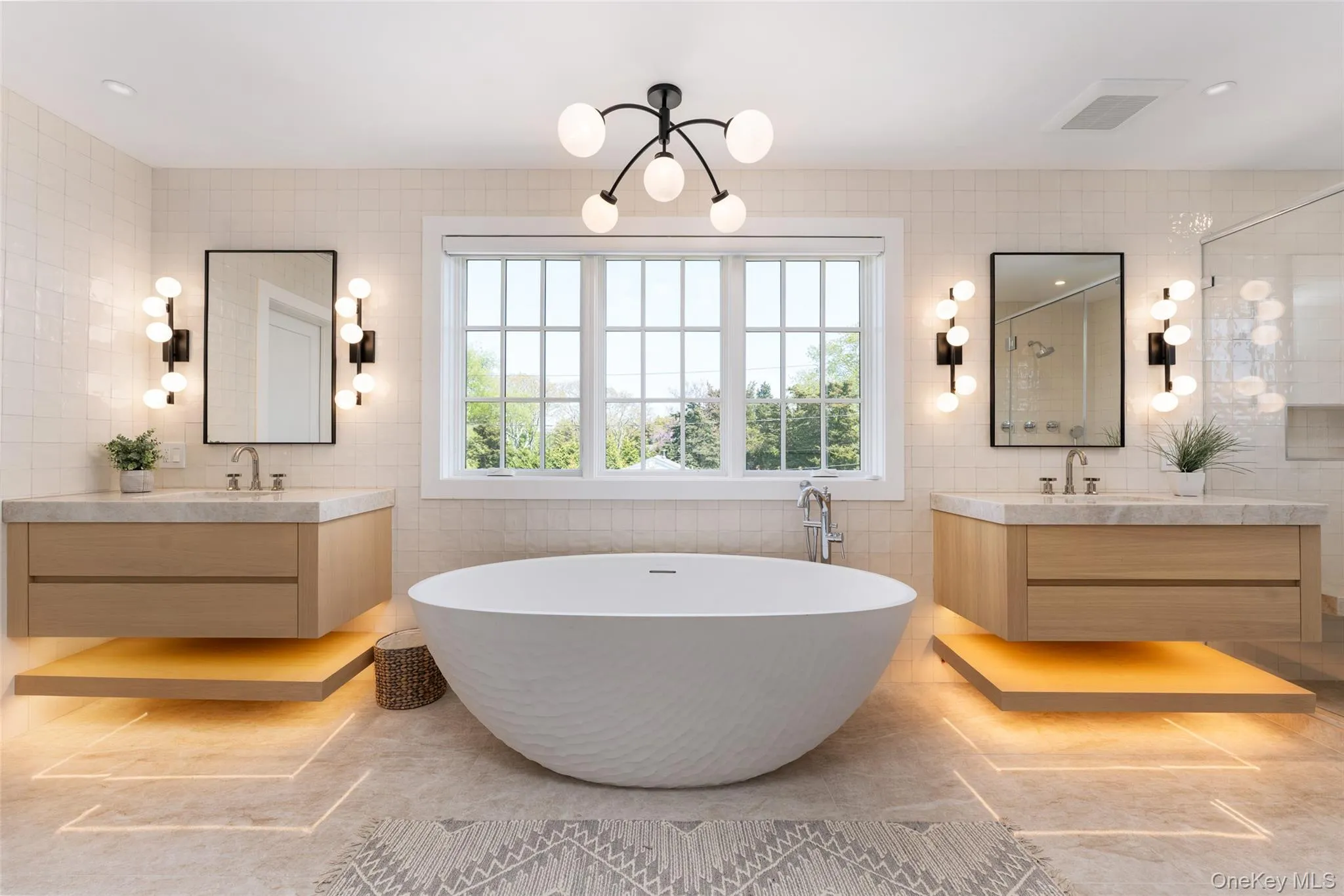 56 Middle Pond Road, Southampton, NY, 4 Bedrooms Bedrooms, 12 Rooms Rooms,4 BathroomsBathrooms,Residential,For Rent,Middle Pond,0,1003862 56 Middle Pond Road, Southampton, NY, 4 Bedrooms Bedrooms, 12 Rooms Rooms,4 BathroomsBathrooms,Residential,For Rent,Middle Pond,0,1003862
