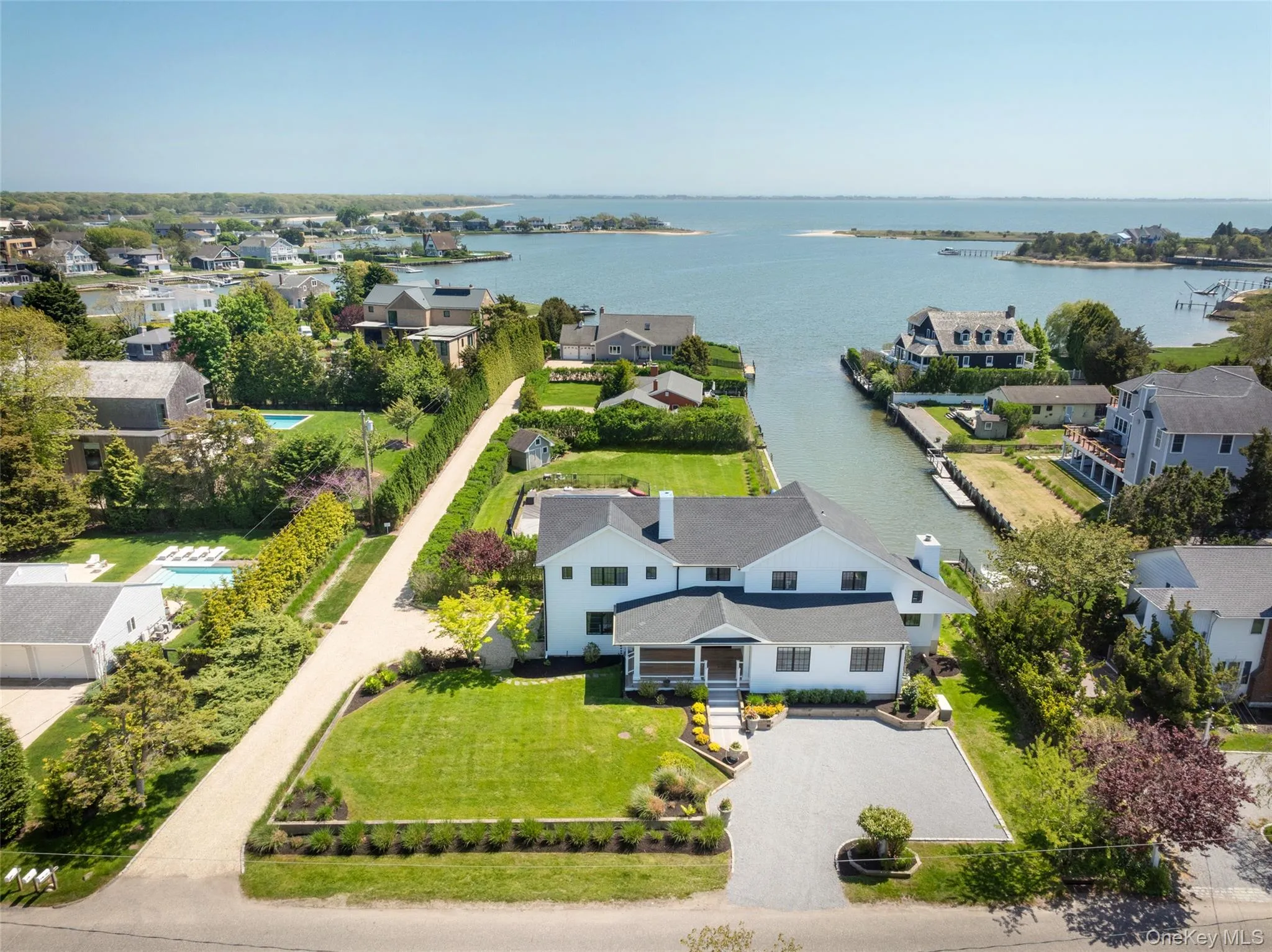 56 Middle Pond Road, Southampton, New York 11968