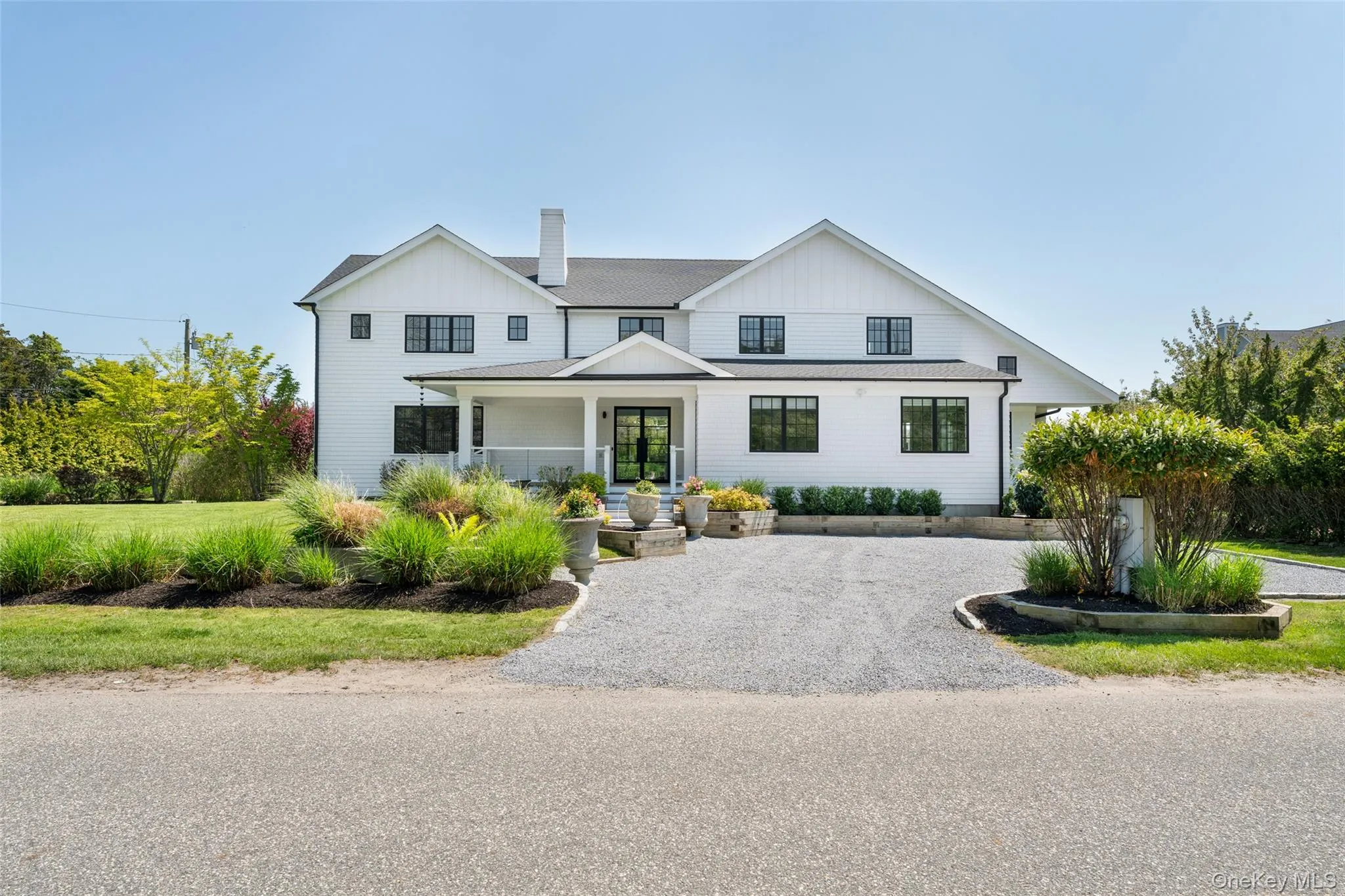 56 Middle Pond Road, Southampton, NY, 4 Bedrooms Bedrooms, 12 Rooms Rooms,4 BathroomsBathrooms,Residential,For Rent,Middle Pond,0,1003862 56 Middle Pond Road, Southampton, NY, 4 Bedrooms Bedrooms, 12 Rooms Rooms,4 BathroomsBathrooms,Residential,For Rent,Middle Pond,0,1003862