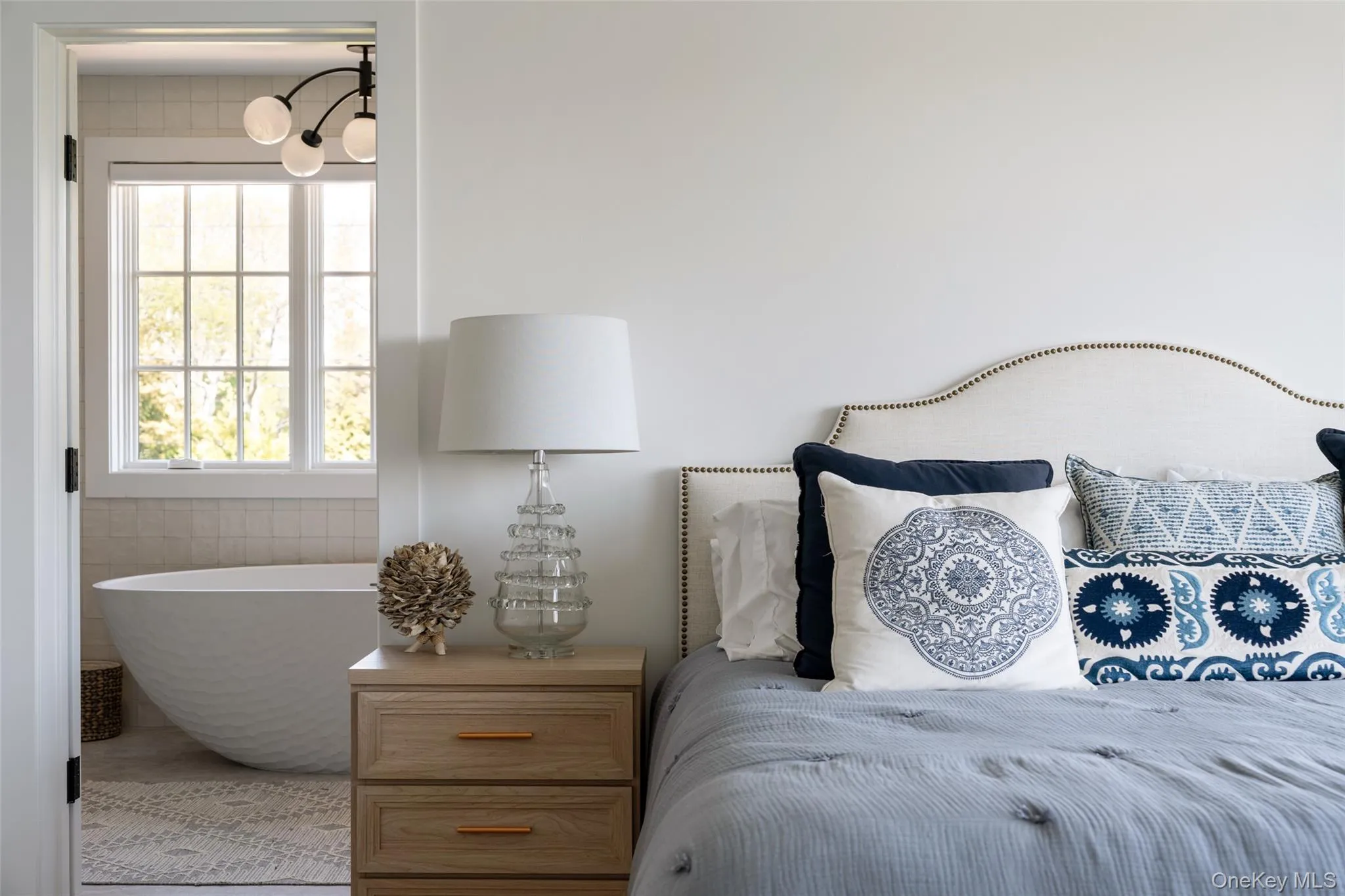 56 Middle Pond Road, Southampton, NY, 4 Bedrooms Bedrooms, 12 Rooms Rooms,4 BathroomsBathrooms,Residential,For Rent,Middle Pond,0,1003862 56 Middle Pond Road, Southampton, NY, 4 Bedrooms Bedrooms, 12 Rooms Rooms,4 BathroomsBathrooms,Residential,For Rent,Middle Pond,0,1003862