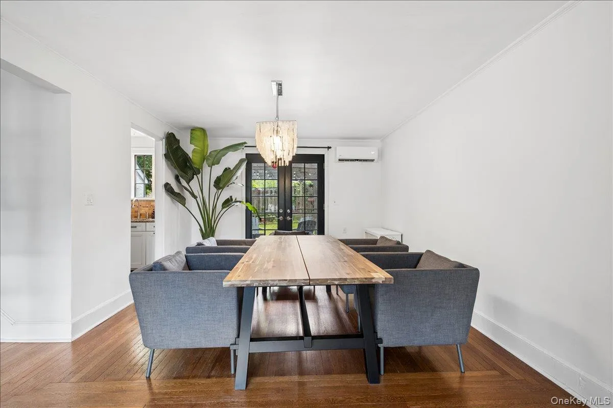 105 Longview Avenue, White Plains, NY, 4 Bedrooms Bedrooms, 8 Rooms Rooms,2 BathroomsBathrooms,Residential,For Rent,Longview,0,1003870 105 Longview Avenue, White Plains, NY, 4 Bedrooms Bedrooms, 8 Rooms Rooms,2 BathroomsBathrooms,Residential,For Rent,Longview,0,1003870