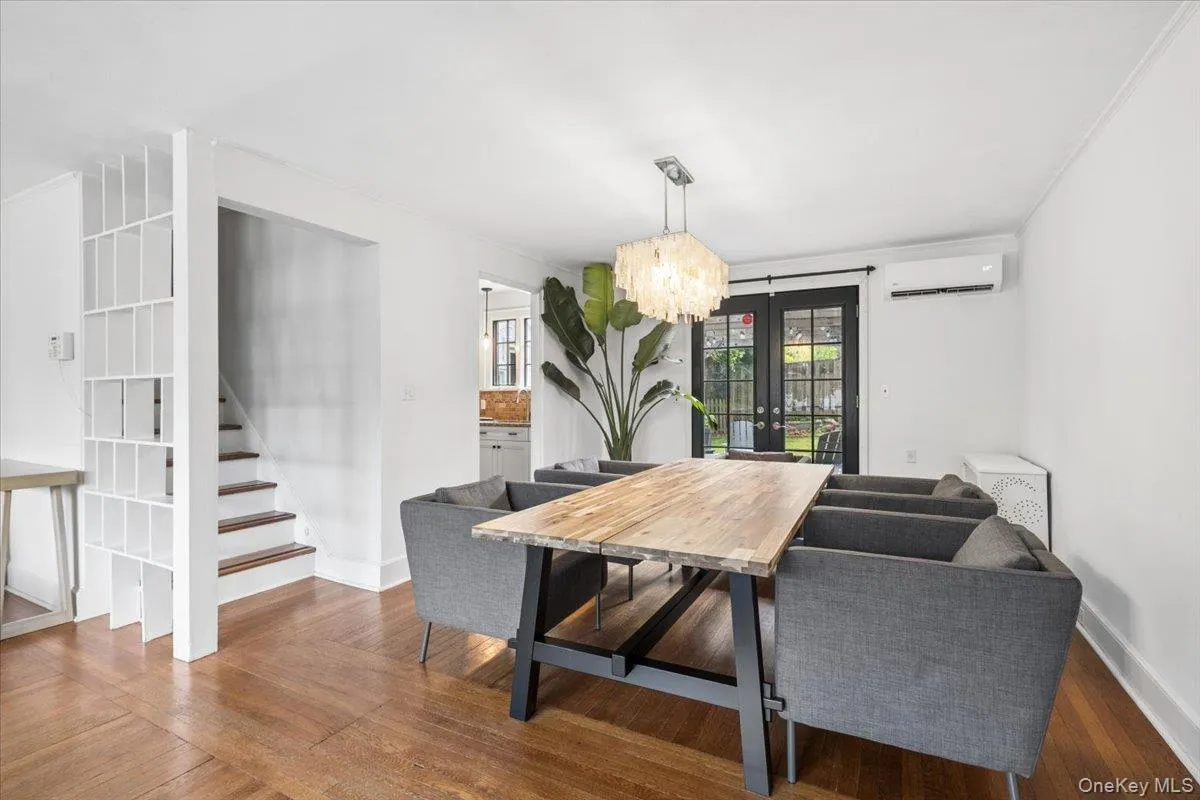 105 Longview Avenue, White Plains, NY, 4 Bedrooms Bedrooms, 8 Rooms Rooms,2 BathroomsBathrooms,Residential,For Rent,Longview,0,1003870 105 Longview Avenue, White Plains, NY, 4 Bedrooms Bedrooms, 8 Rooms Rooms,2 BathroomsBathrooms,Residential,For Rent,Longview,0,1003870