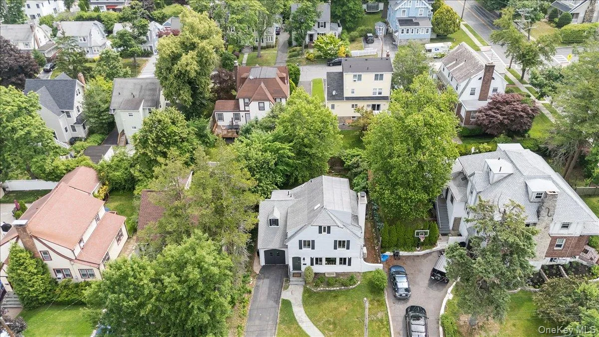 105 Longview Avenue, White Plains, NY, 4 Bedrooms Bedrooms, 8 Rooms Rooms,2 BathroomsBathrooms,Residential,For Rent,Longview,0,1003870 105 Longview Avenue, White Plains, NY, 4 Bedrooms Bedrooms, 8 Rooms Rooms,2 BathroomsBathrooms,Residential,For Rent,Longview,0,1003870