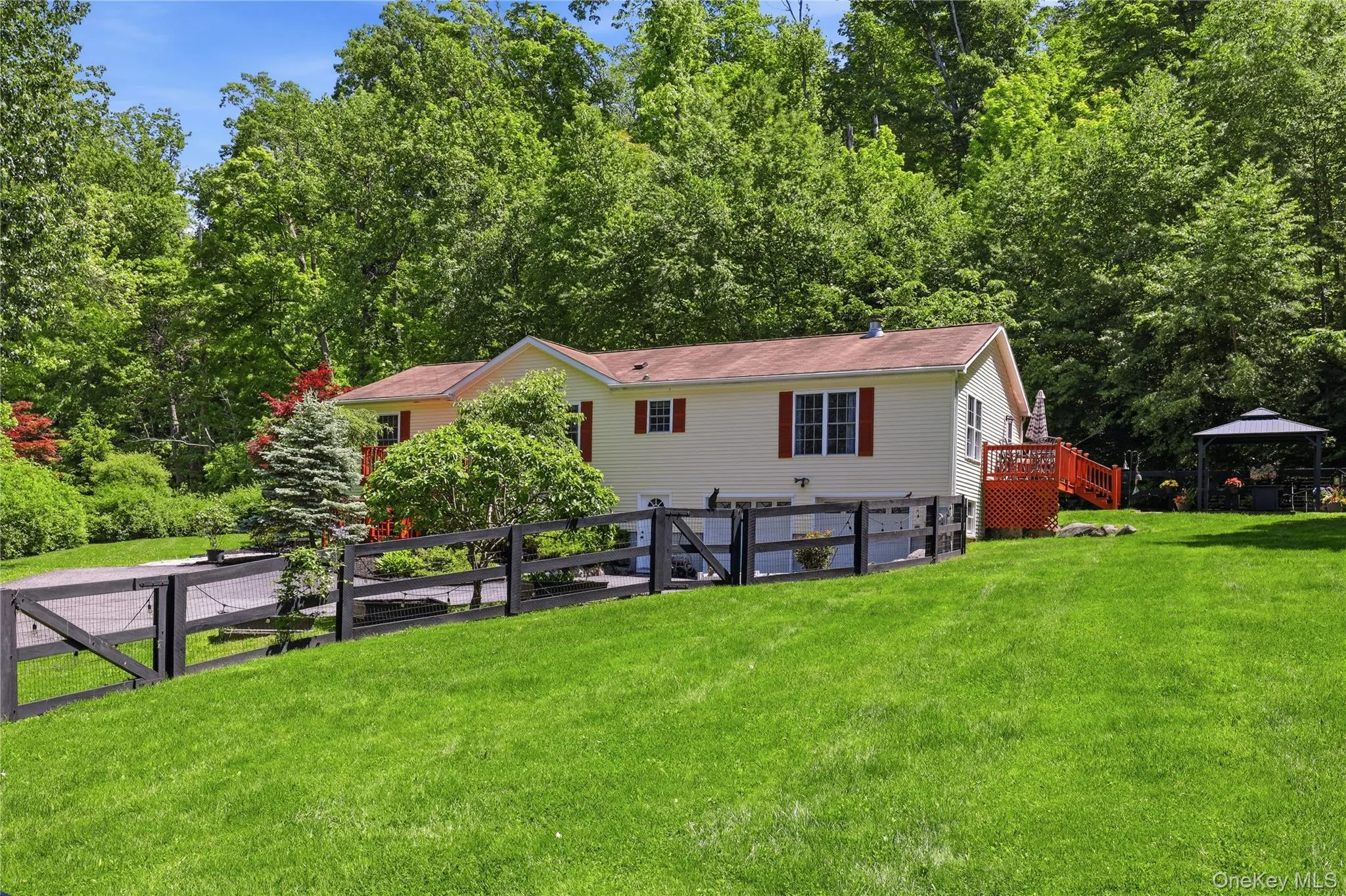 590 Farm To Market Road, Patterson, NY, 3 Bedrooms Bedrooms, 8 Rooms Rooms,2 BathroomsBathrooms,Residential,For Rent,Farm To Market,0,1003871 590 Farm To Market Road, Patterson, NY, 3 Bedrooms Bedrooms, 8 Rooms Rooms,2 BathroomsBathrooms,Residential,For Rent,Farm To Market,0,1003871