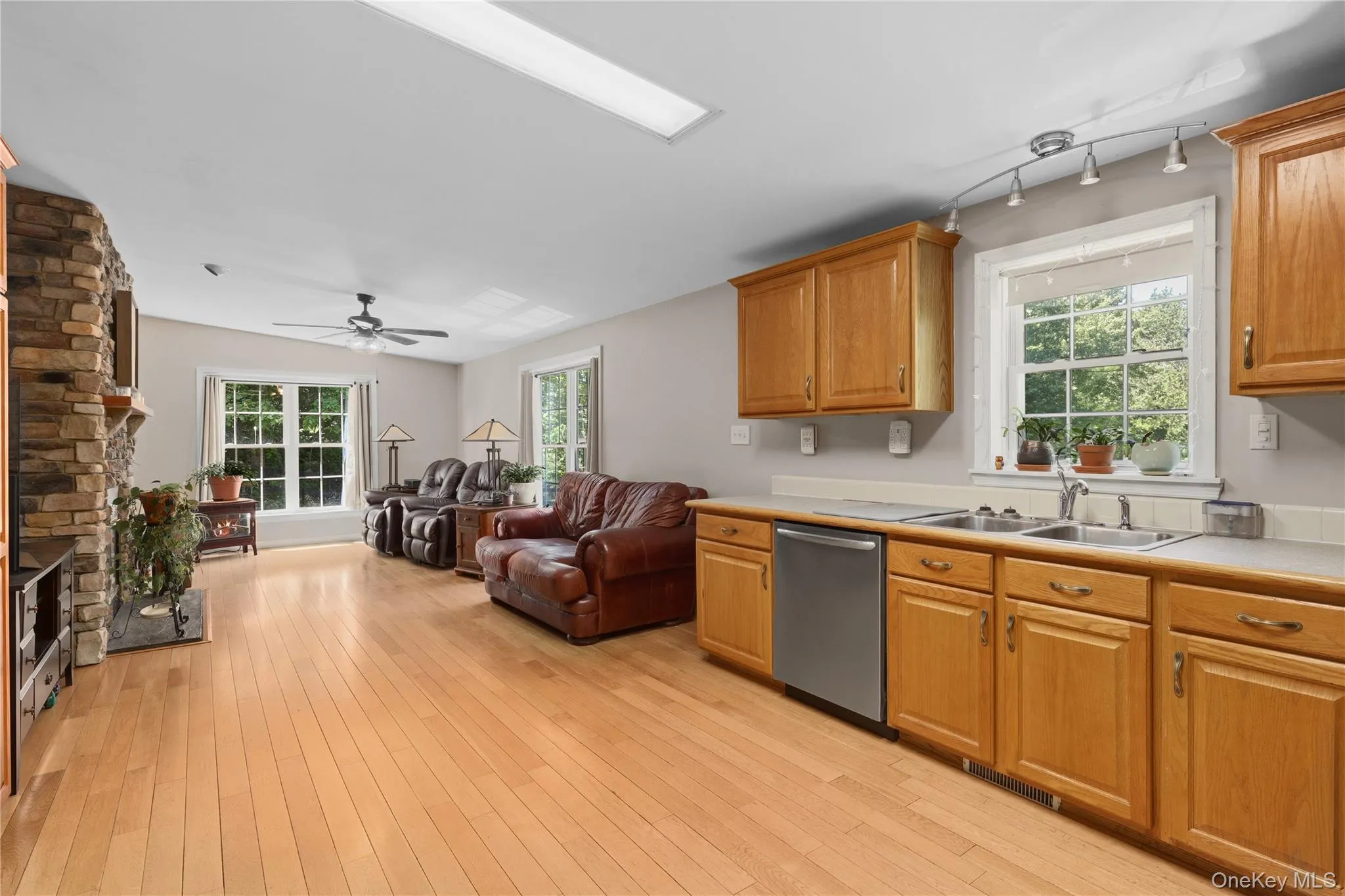 590 Farm To Market Road, Patterson, NY, 3 Bedrooms Bedrooms, 8 Rooms Rooms,2 BathroomsBathrooms,Residential,For Rent,Farm To Market,0,1003871 590 Farm To Market Road, Patterson, NY, 3 Bedrooms Bedrooms, 8 Rooms Rooms,2 BathroomsBathrooms,Residential,For Rent,Farm To Market,0,1003871