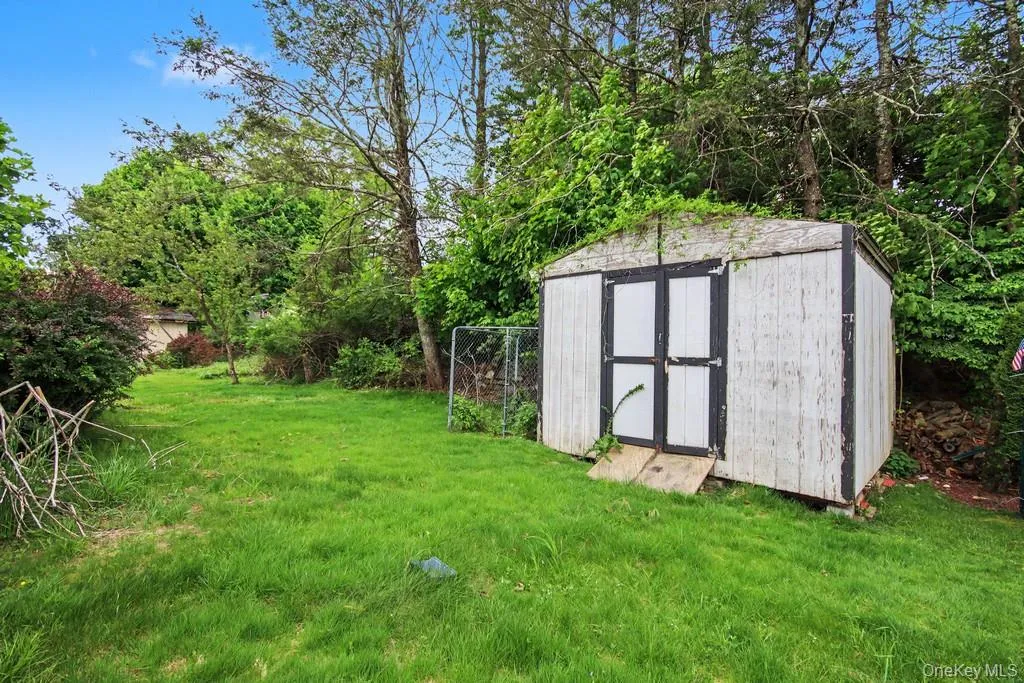 386 Lake Louise Marie Road, Thompson, NY, 3 Bedrooms Bedrooms, 7 Rooms Rooms,2 BathroomsBathrooms,Residential,For Rent,Lake Louise Marie,0,1003872 386 Lake Louise Marie Road, Thompson, NY, 3 Bedrooms Bedrooms, 7 Rooms Rooms,2 BathroomsBathrooms,Residential,For Rent,Lake Louise Marie,0,1003872