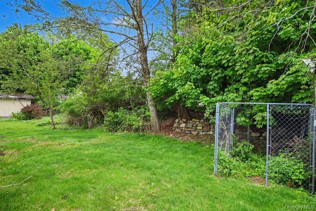 386 Lake Louise Marie Road, Thompson, NY, 3 Bedrooms Bedrooms, 7 Rooms Rooms,2 BathroomsBathrooms,Residential,For Rent,Lake Louise Marie,0,1003872 386 Lake Louise Marie Road, Thompson, NY, 3 Bedrooms Bedrooms, 7 Rooms Rooms,2 BathroomsBathrooms,Residential,For Rent,Lake Louise Marie,0,1003872