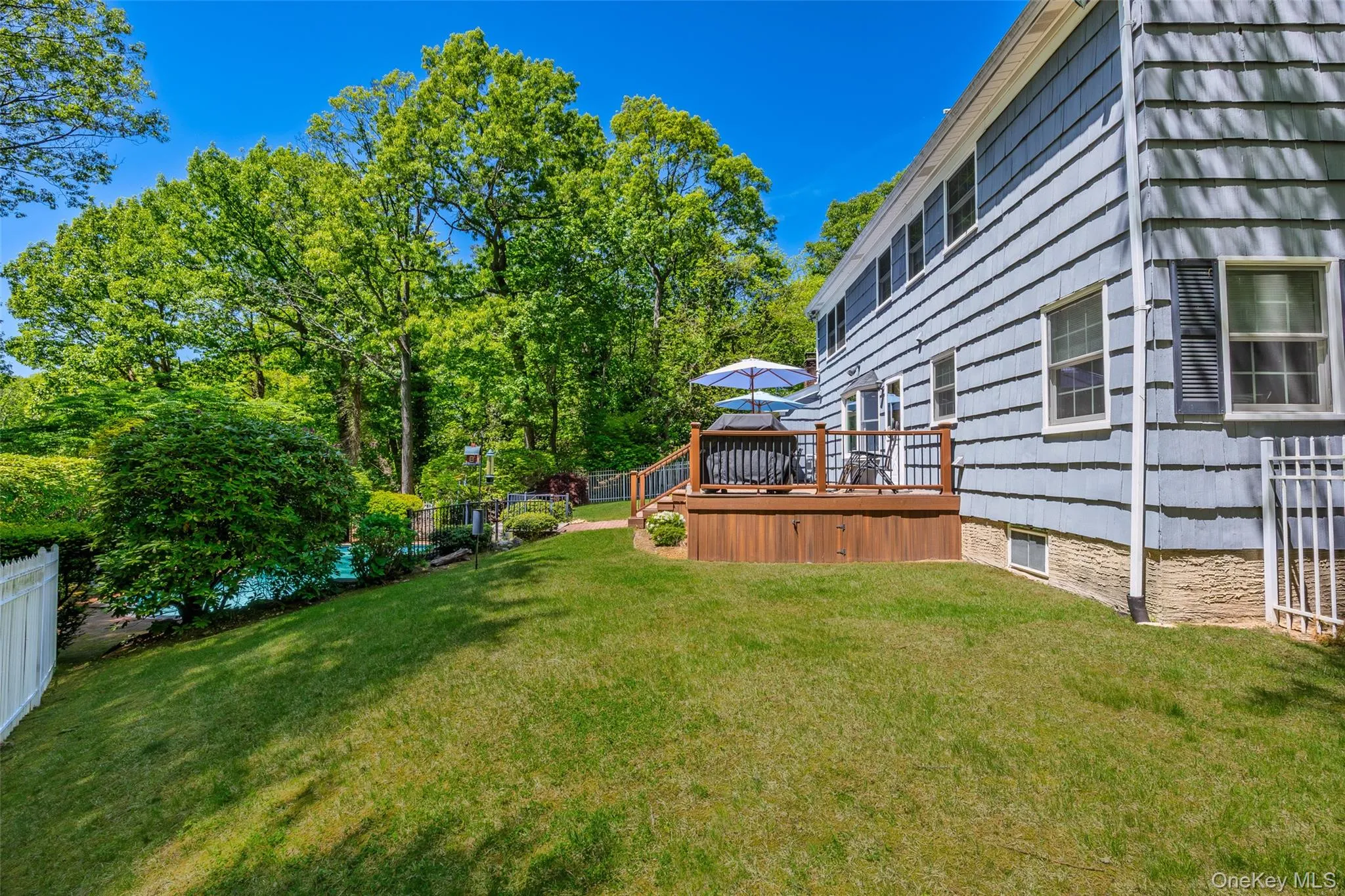 Side yard Side yard
