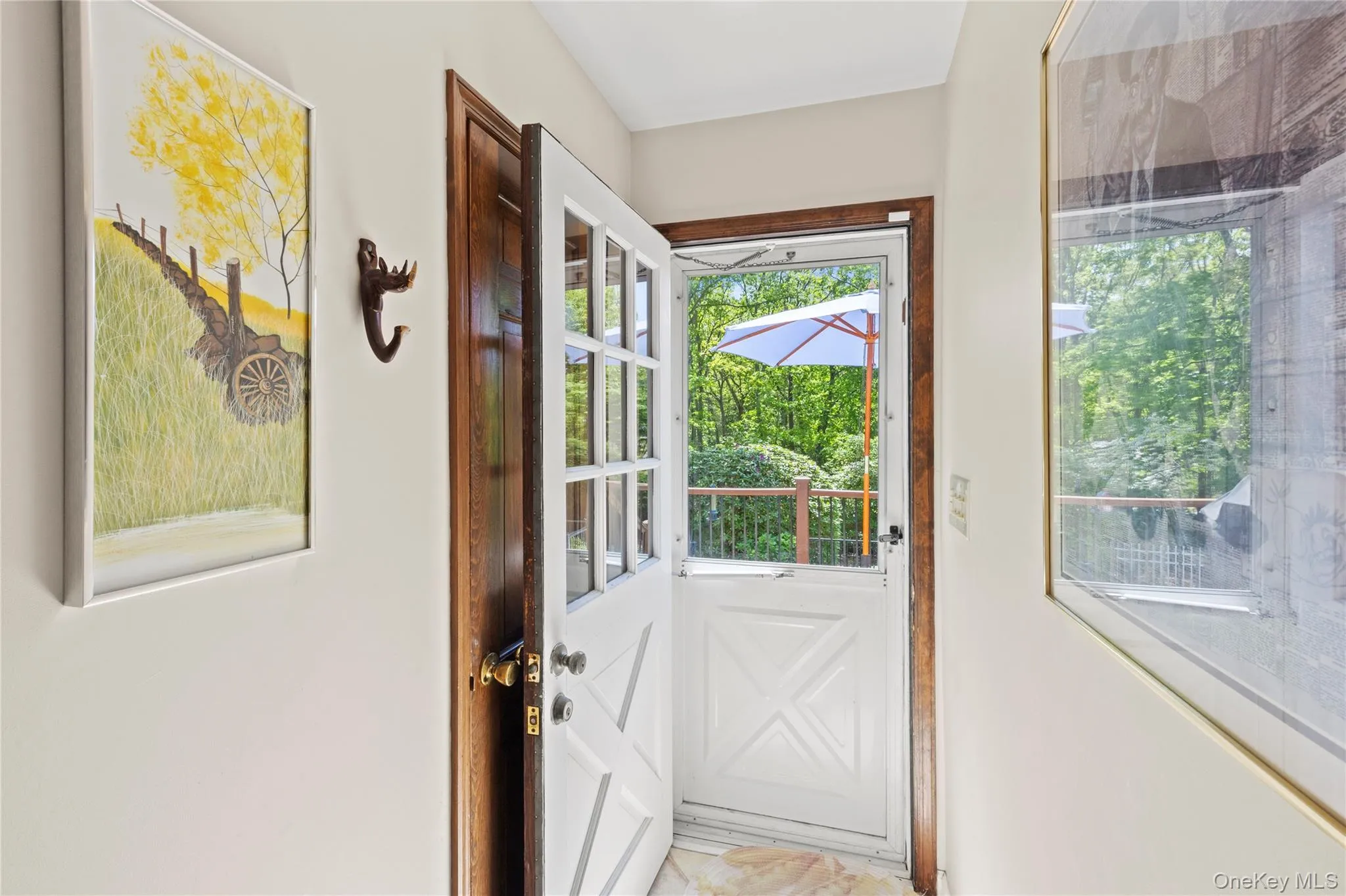 Access to rear deck fr Access to rear deck fr
