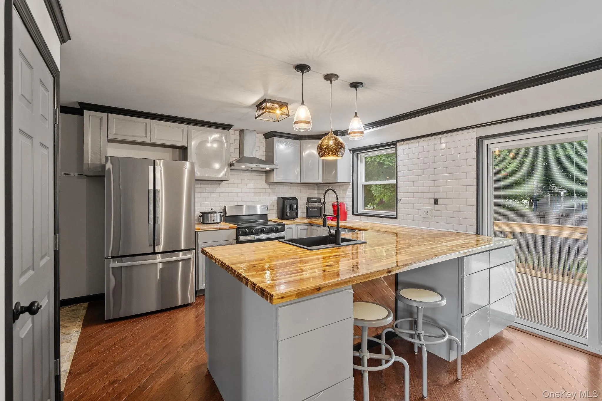 10 Taft Avenue, Newburgh (city), NY, 4 Bedrooms Bedrooms, 8 Rooms Rooms,2 BathroomsBathrooms,Residential,For Rent,Taft,0,1003880 10 Taft Avenue, Newburgh (city), NY, 4 Bedrooms Bedrooms, 8 Rooms Rooms,2 BathroomsBathrooms,Residential,For Rent,Taft,0,1003880