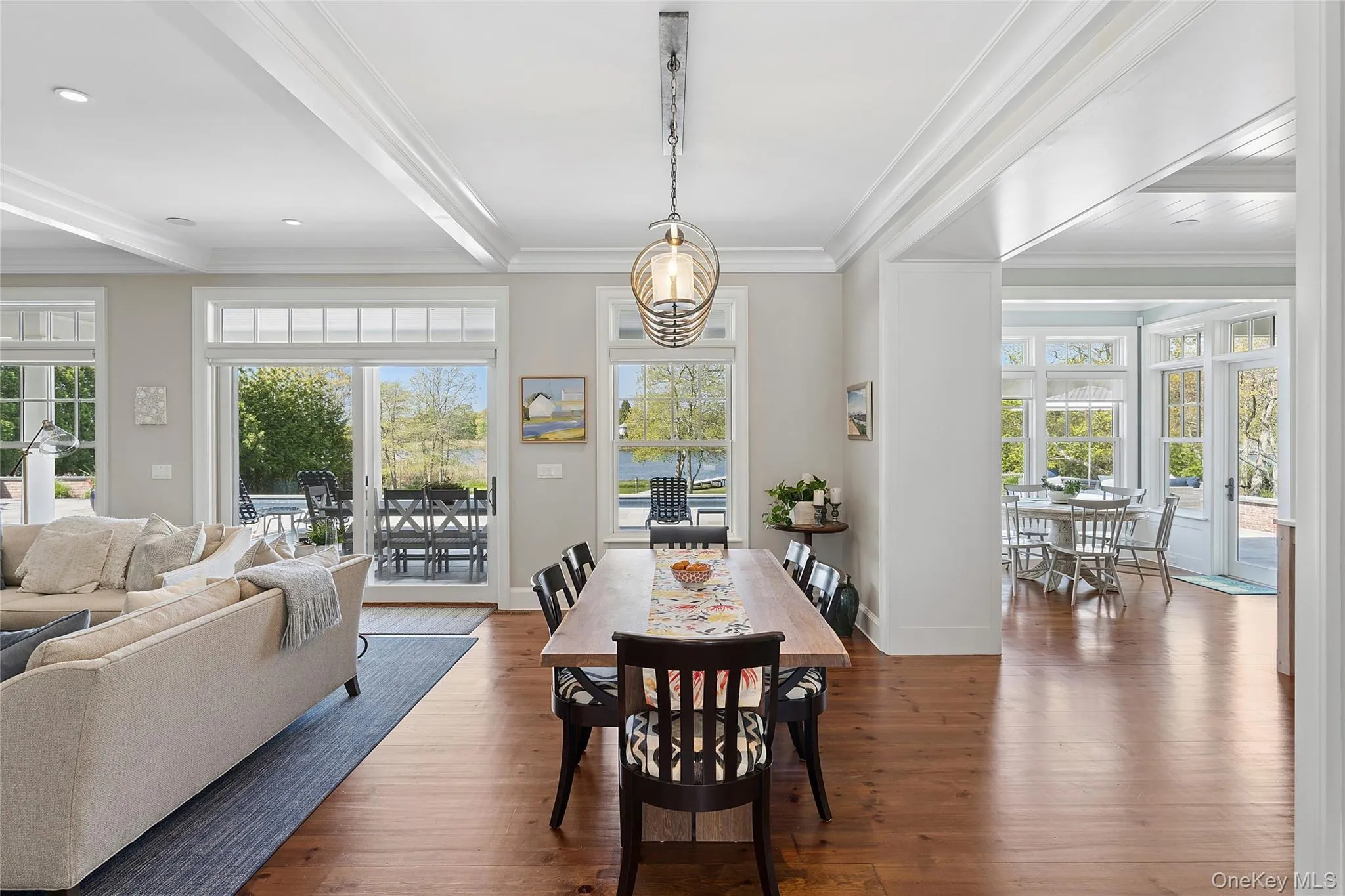 43 Old Main Road, Southampton, NY, 5 Bedrooms Bedrooms, 16 Rooms Rooms,4 BathroomsBathrooms,Residential,For Rent,Old Main,0,1003881 43 Old Main Road, Southampton, NY, 5 Bedrooms Bedrooms, 16 Rooms Rooms,4 BathroomsBathrooms,Residential,For Rent,Old Main,0,1003881