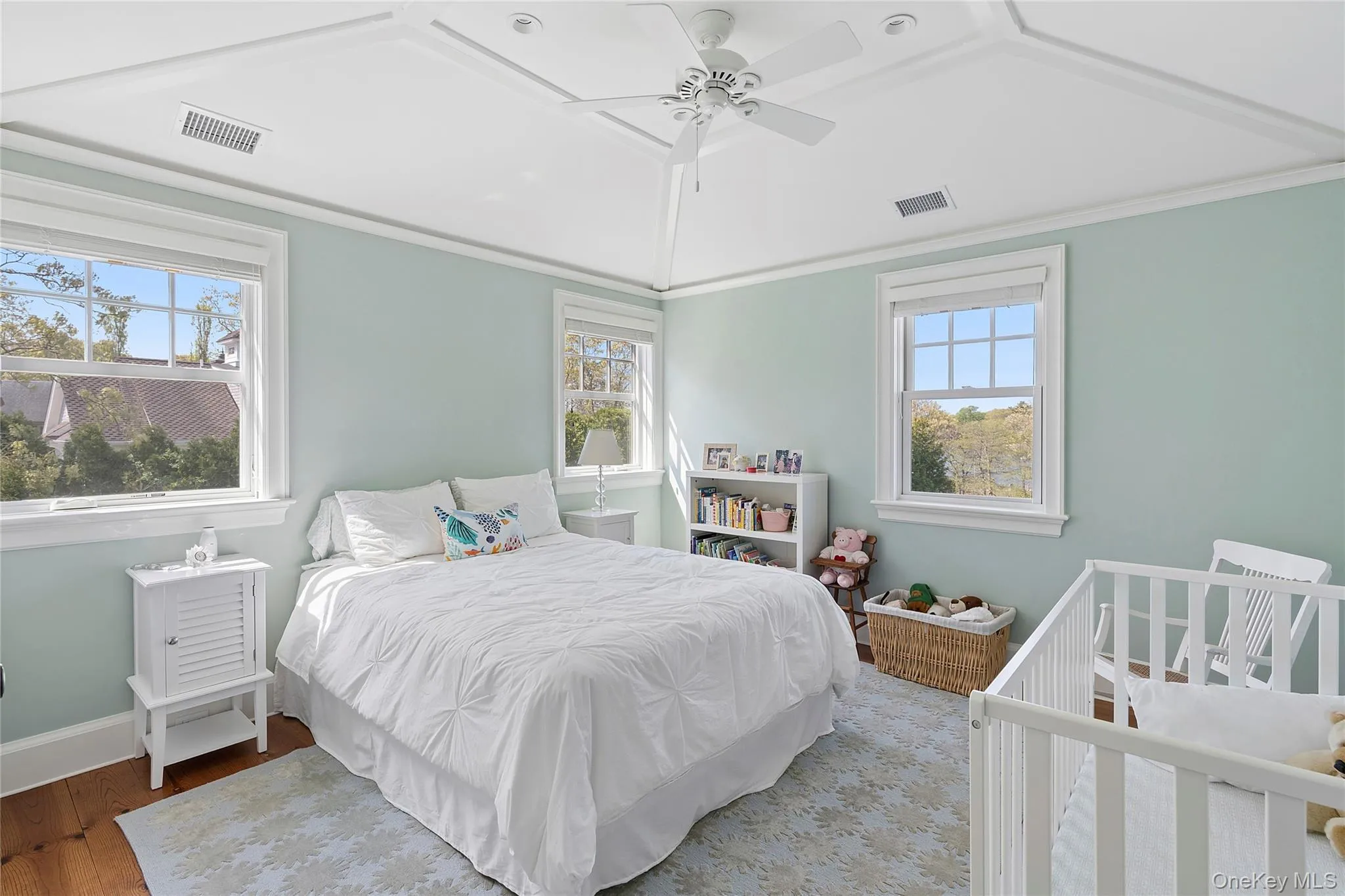 43 Old Main Road, Southampton, NY, 5 Bedrooms Bedrooms, 16 Rooms Rooms,4 BathroomsBathrooms,Residential,For Rent,Old Main,0,1003881 43 Old Main Road, Southampton, NY, 5 Bedrooms Bedrooms, 16 Rooms Rooms,4 BathroomsBathrooms,Residential,For Rent,Old Main,0,1003881