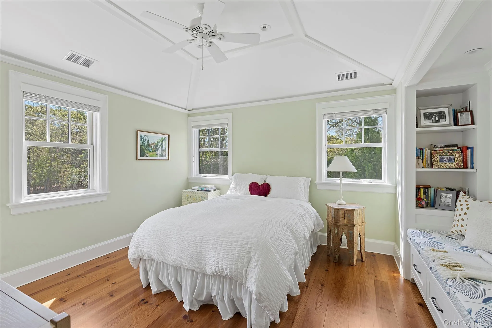 43 Old Main Road, Southampton, NY, 5 Bedrooms Bedrooms, 16 Rooms Rooms,4 BathroomsBathrooms,Residential,For Rent,Old Main,0,1003881 43 Old Main Road, Southampton, NY, 5 Bedrooms Bedrooms, 16 Rooms Rooms,4 BathroomsBathrooms,Residential,For Rent,Old Main,0,1003881