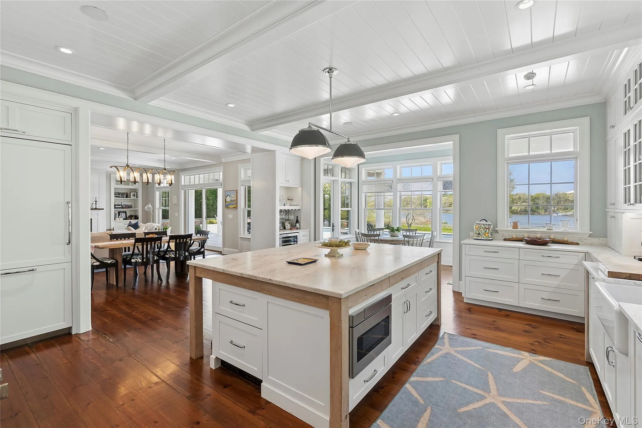 43 Old Main Road, Southampton, NY, 5 Bedrooms Bedrooms, 16 Rooms Rooms,4 BathroomsBathrooms,Residential,For Rent,Old Main,0,1003881 43 Old Main Road, Southampton, NY, 5 Bedrooms Bedrooms, 16 Rooms Rooms,4 BathroomsBathrooms,Residential,For Rent,Old Main,0,1003881