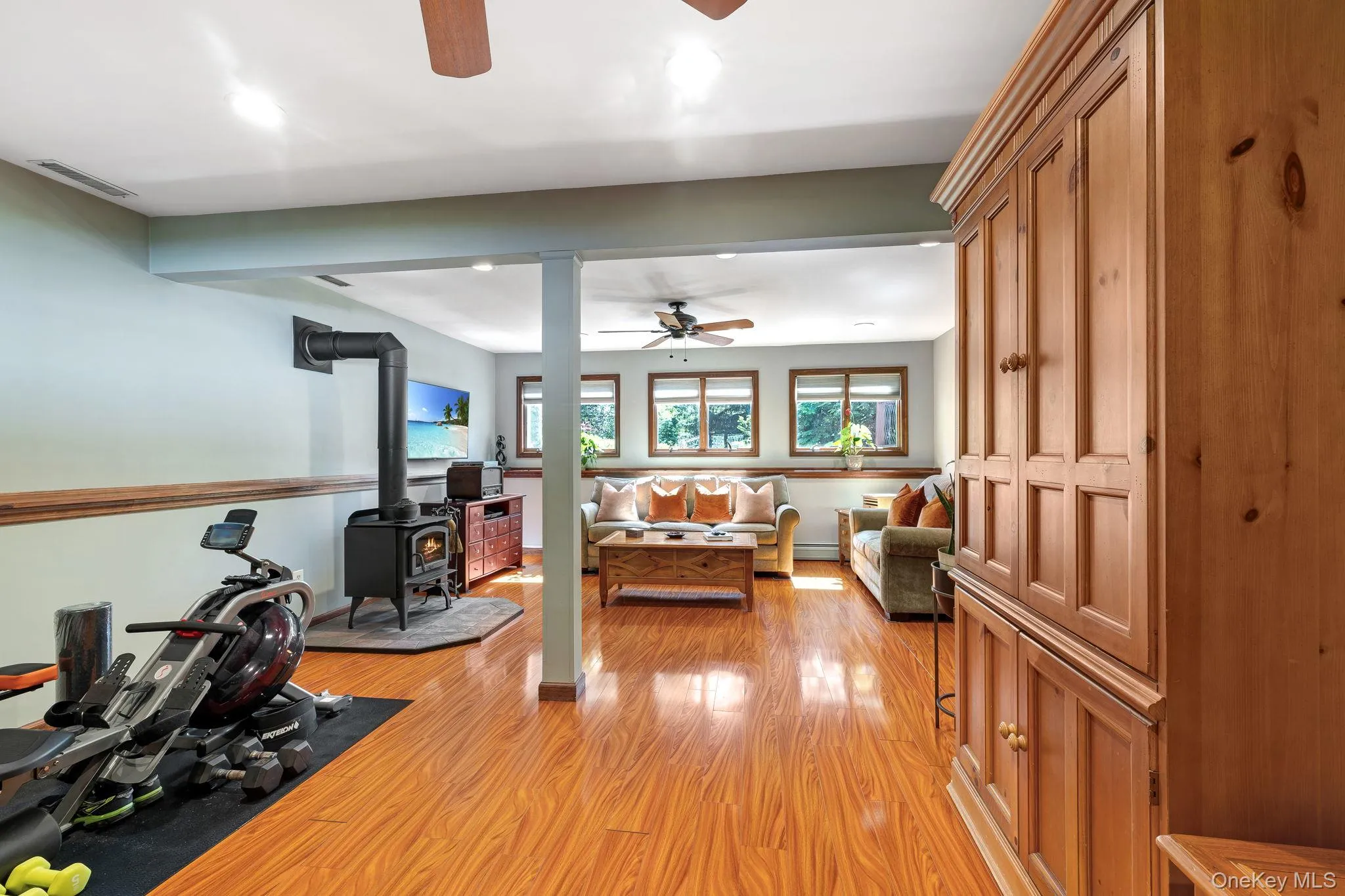 1480 State Route 17A, Warwick (town), NY, 3 Bedrooms Bedrooms, 10 Rooms Rooms,2 BathroomsBathrooms,Residential,For Rent,State Route 17A,0,1003885 1480 State Route 17A, Warwick (town), NY, 3 Bedrooms Bedrooms, 10 Rooms Rooms,2 BathroomsBathrooms,Residential,For Rent,State Route 17A,0,1003885