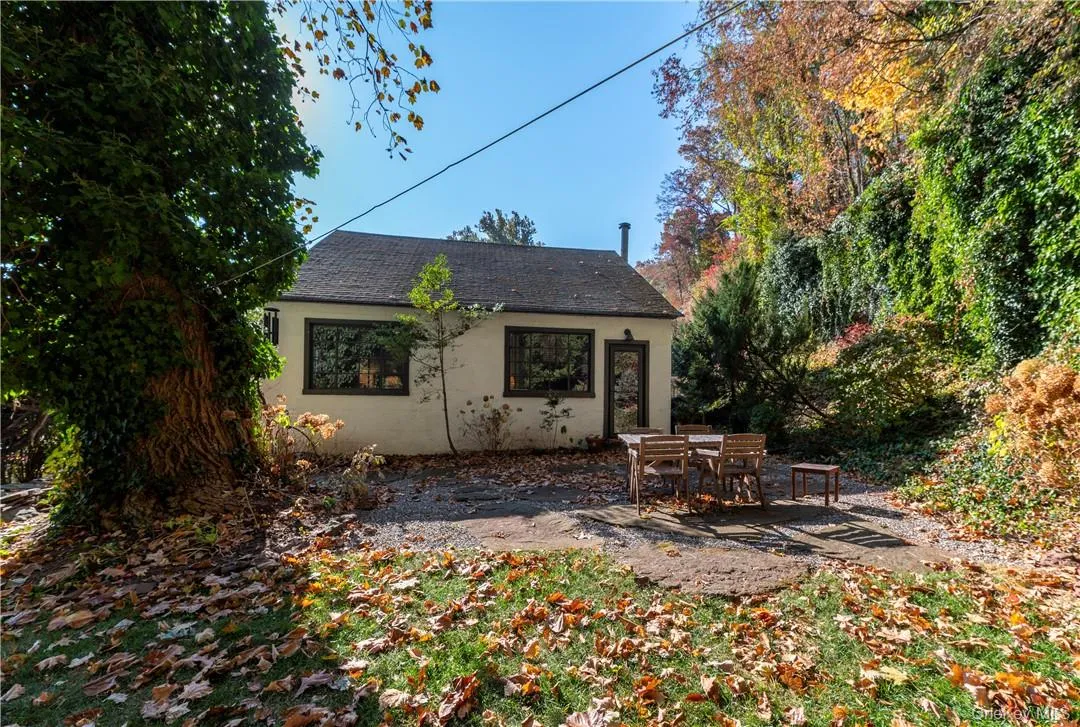 89 River Road, Orangetown, NY, 1 Bedroom Bedrooms, 4 Rooms Rooms,1 BathroomBathrooms,Residential Lease,For Rent,River,0,1003886 89 River Road, Orangetown, NY, 1 Bedroom Bedrooms, 4 Rooms Rooms,1 BathroomBathrooms,Residential Lease,For Rent,River,0,1003886