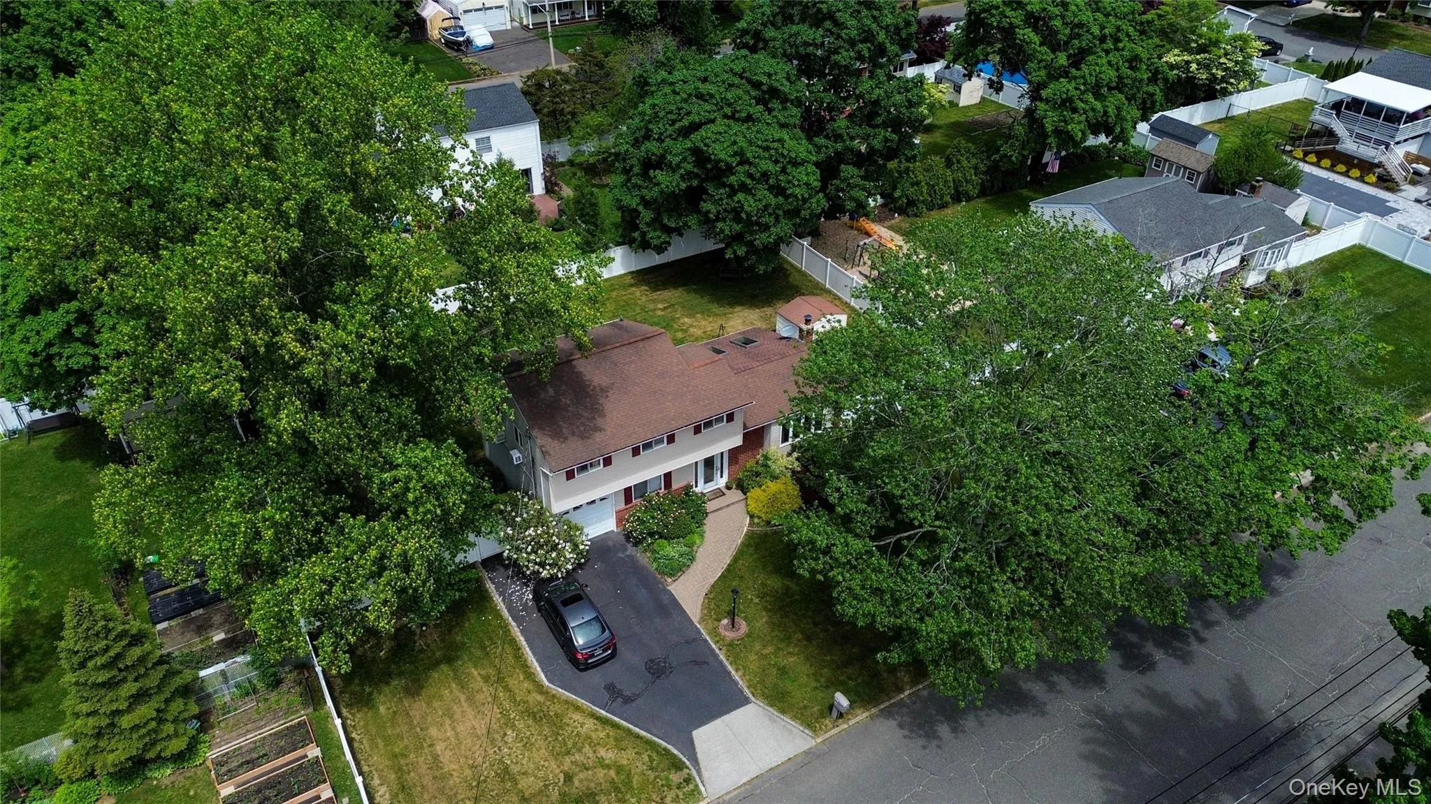 107 Clinton Avenue, Brookhaven, NY, 3 Bedrooms Bedrooms, 8 Rooms Rooms,1 BathroomBathrooms,Residential,For Rent,Clinton,0,1003891 107 Clinton Avenue, Brookhaven, NY, 3 Bedrooms Bedrooms, 8 Rooms Rooms,1 BathroomBathrooms,Residential,For Rent,Clinton,0,1003891