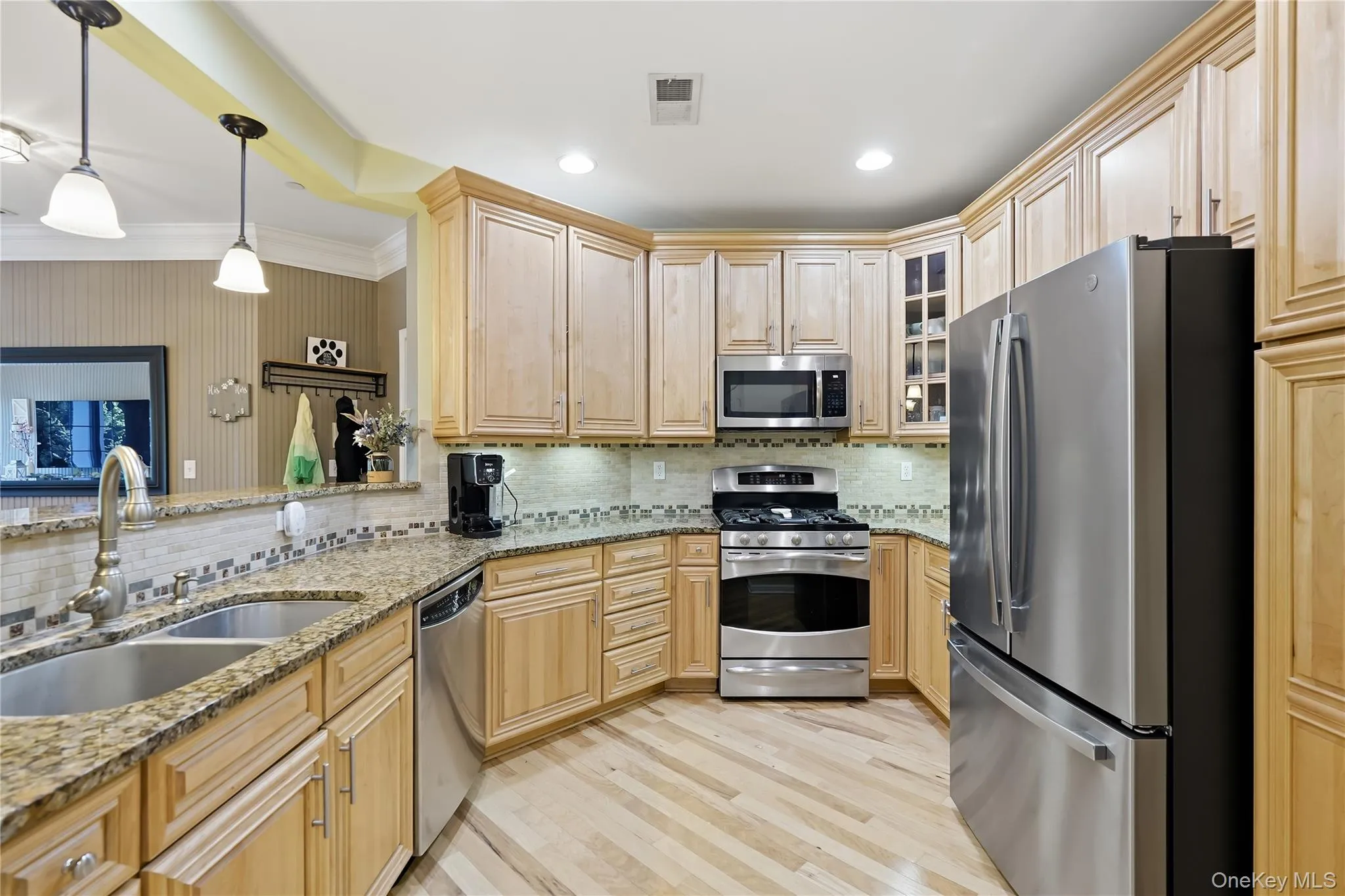 204 Saratoga Lane, Fishkill, NY, 2 Bedrooms Bedrooms, 5 Rooms Rooms,2 BathroomsBathrooms,Residential,For Rent,Saratoga,0,1003894 204 Saratoga Lane, Fishkill, NY, 2 Bedrooms Bedrooms, 5 Rooms Rooms,2 BathroomsBathrooms,Residential,For Rent,Saratoga,0,1003894