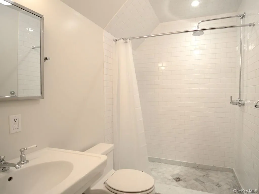Third floor bath. Third floor bath.
