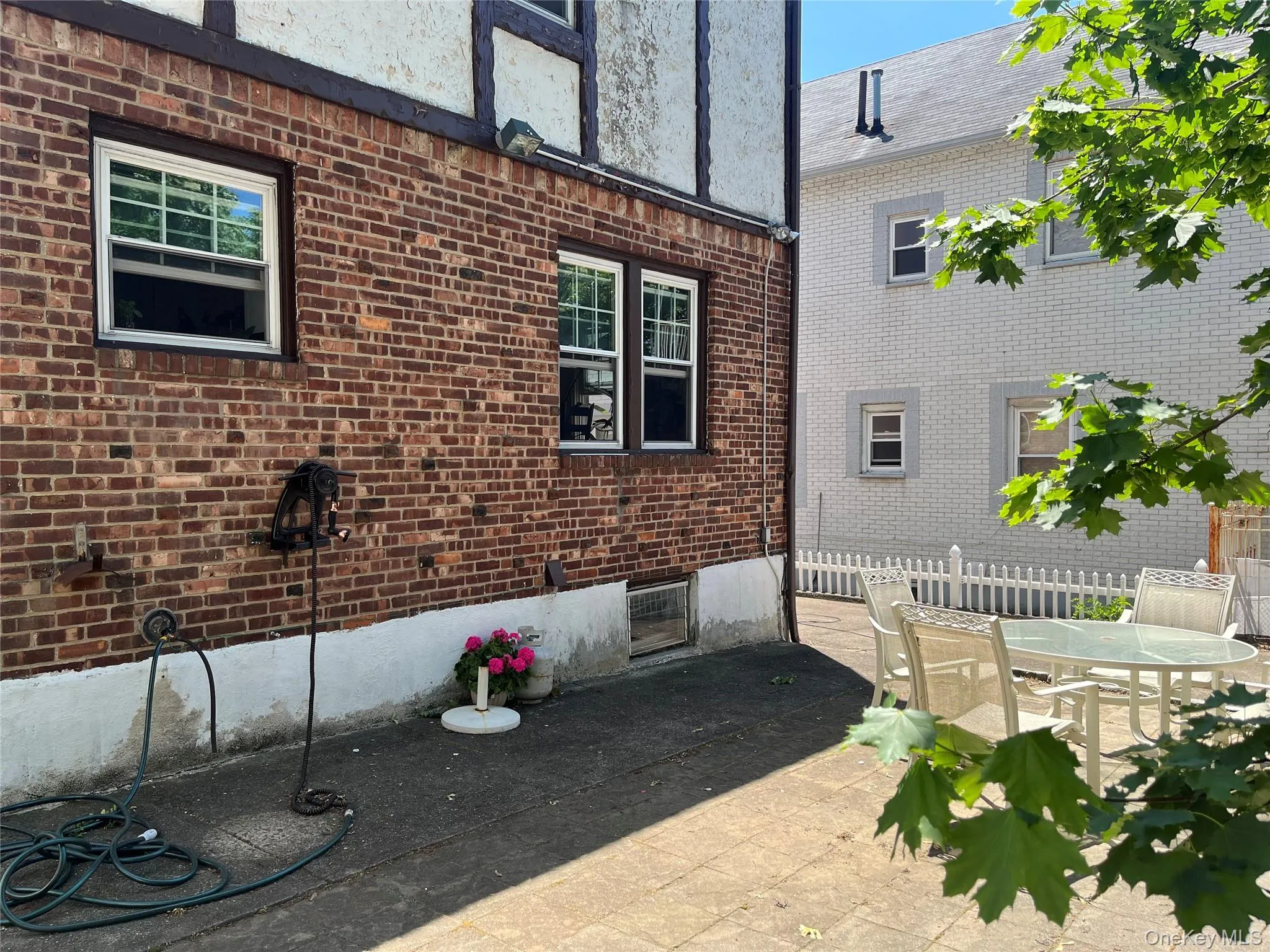 24829 Cambria Avenue, New York, NY, 3 Bedrooms Bedrooms, 7 Rooms Rooms,1 BathroomBathrooms,Residential Lease,For Rent,Cambria,0,1003902 24829 Cambria Avenue, New York, NY, 3 Bedrooms Bedrooms, 7 Rooms Rooms,1 BathroomBathrooms,Residential Lease,For Rent,Cambria,0,1003902