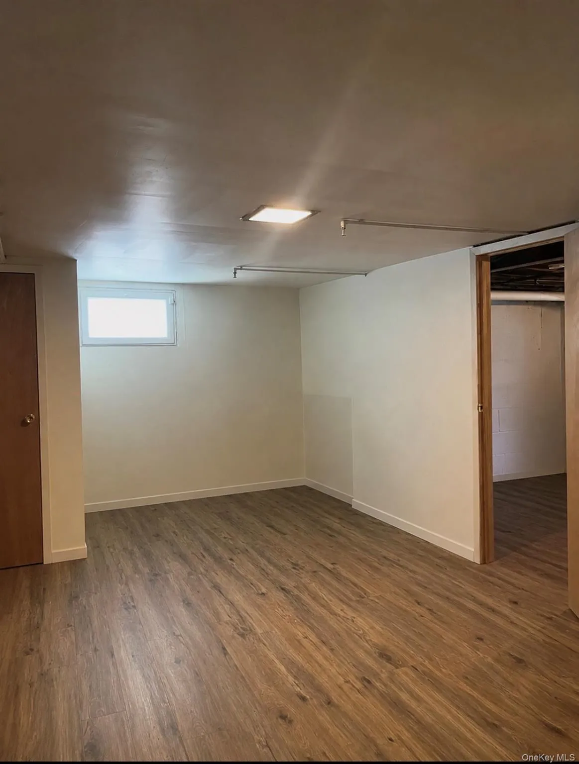24829 Cambria Avenue, New York, NY, 3 Bedrooms Bedrooms, 7 Rooms Rooms,1 BathroomBathrooms,Residential Lease,For Rent,Cambria,0,1003902 24829 Cambria Avenue, New York, NY, 3 Bedrooms Bedrooms, 7 Rooms Rooms,1 BathroomBathrooms,Residential Lease,For Rent,Cambria,0,1003902