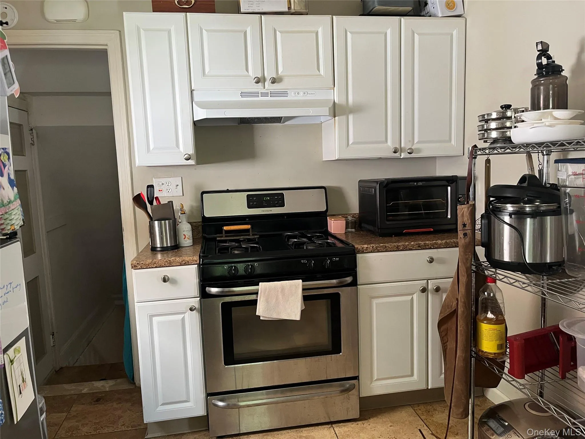 24829 Cambria Avenue, New York, NY, 3 Bedrooms Bedrooms, 7 Rooms Rooms,1 BathroomBathrooms,Residential Lease,For Rent,Cambria,0,1003902 24829 Cambria Avenue, New York, NY, 3 Bedrooms Bedrooms, 7 Rooms Rooms,1 BathroomBathrooms,Residential Lease,For Rent,Cambria,0,1003902