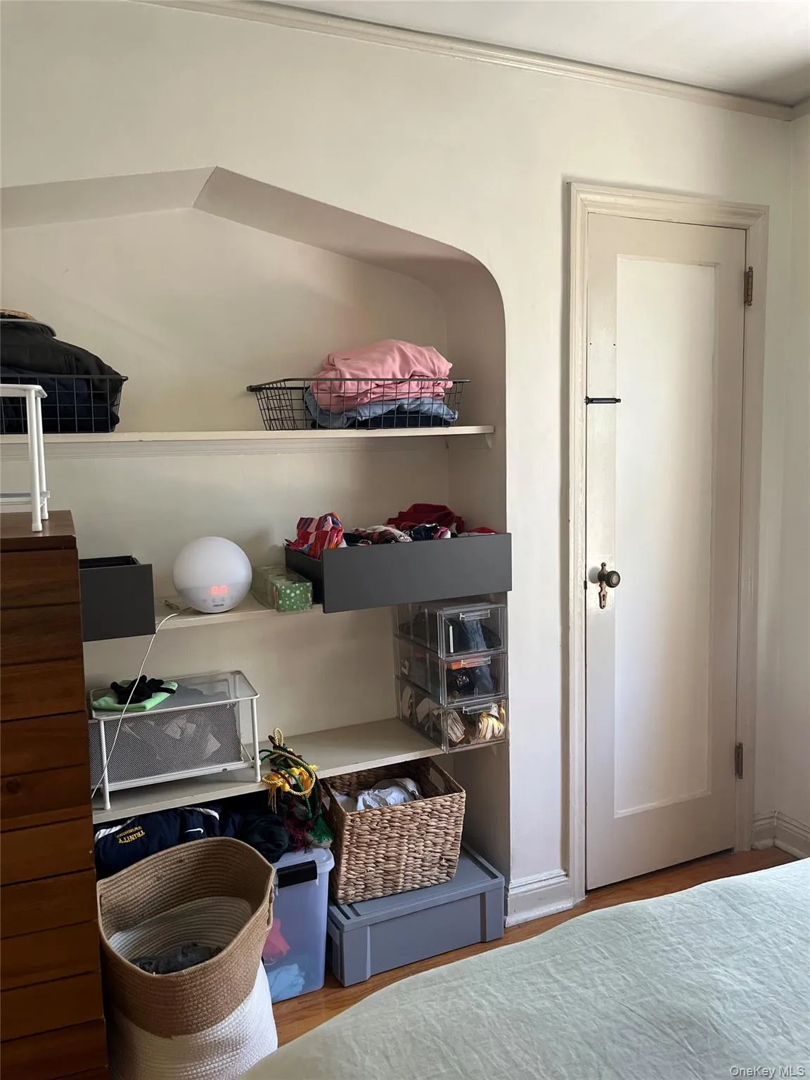24829 Cambria Avenue, New York, NY, 3 Bedrooms Bedrooms, 7 Rooms Rooms,1 BathroomBathrooms,Residential Lease,For Rent,Cambria,0,1003902 24829 Cambria Avenue, New York, NY, 3 Bedrooms Bedrooms, 7 Rooms Rooms,1 BathroomBathrooms,Residential Lease,For Rent,Cambria,0,1003902