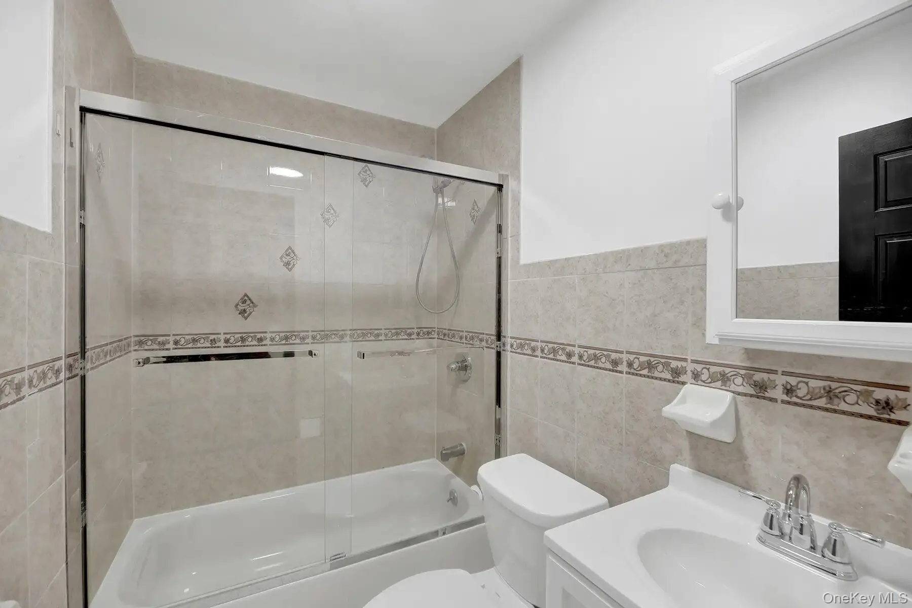 1604 Brooklyn Avenue, New York, NY, 4 Bedrooms Bedrooms, 8 Rooms Rooms,2 BathroomsBathrooms,Residential Lease,For Rent,Brooklyn,0,1003903 1604 Brooklyn Avenue, New York, NY, 4 Bedrooms Bedrooms, 8 Rooms Rooms,2 BathroomsBathrooms,Residential Lease,For Rent,Brooklyn,0,1003903