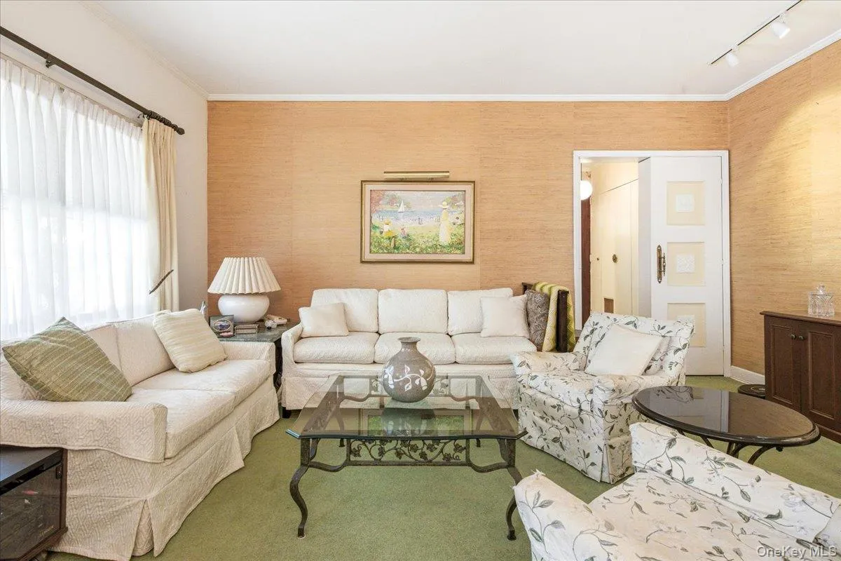 85-65 67th Drive, New York, NY, 3 Bedrooms Bedrooms, 11 Rooms Rooms,2 BathroomsBathrooms,Residential,For Rent,67th,0,1003913 85-65 67th Drive, New York, NY, 3 Bedrooms Bedrooms, 11 Rooms Rooms,2 BathroomsBathrooms,Residential,For Rent,67th,0,1003913