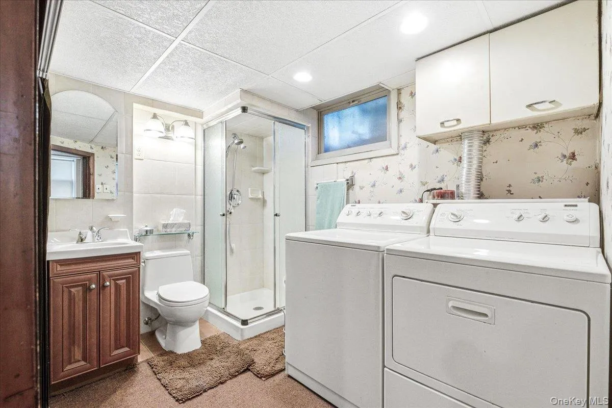 85-65 67th Drive, New York, NY, 3 Bedrooms Bedrooms, 11 Rooms Rooms,2 BathroomsBathrooms,Residential,For Rent,67th,0,1003913 85-65 67th Drive, New York, NY, 3 Bedrooms Bedrooms, 11 Rooms Rooms,2 BathroomsBathrooms,Residential,For Rent,67th,0,1003913