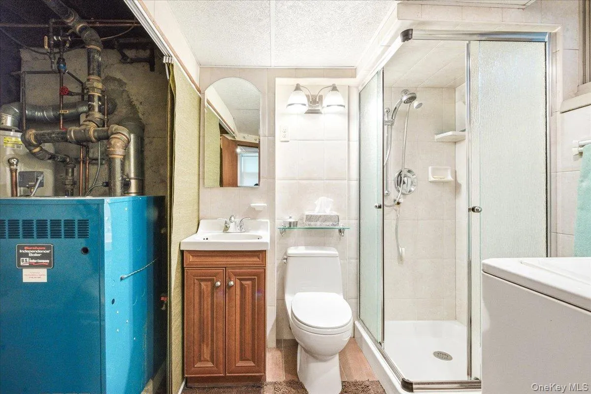 85-65 67th Drive, New York, NY, 3 Bedrooms Bedrooms, 11 Rooms Rooms,2 BathroomsBathrooms,Residential,For Rent,67th,0,1003913 85-65 67th Drive, New York, NY, 3 Bedrooms Bedrooms, 11 Rooms Rooms,2 BathroomsBathrooms,Residential,For Rent,67th,0,1003913