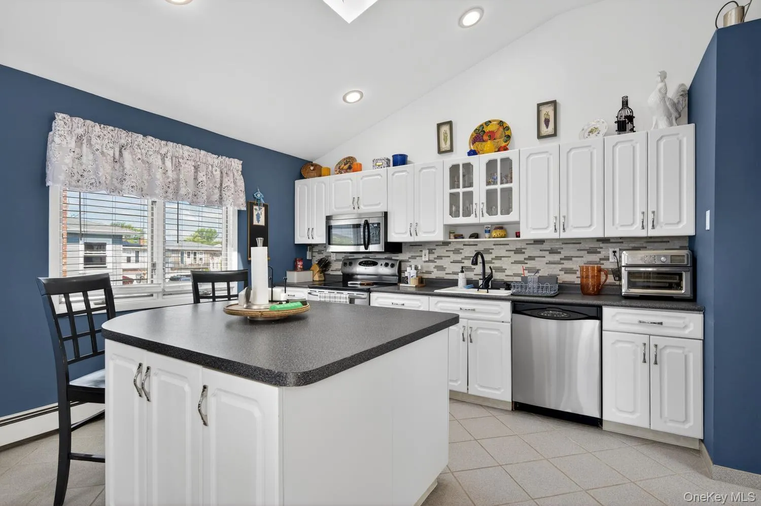 2862 Island Channel Road, Hempstead, NY, 4 Bedrooms Bedrooms, 9 Rooms Rooms,3 BathroomsBathrooms,Residential,For Rent,Island Channel,0,1003915 2862 Island Channel Road, Hempstead, NY, 4 Bedrooms Bedrooms, 9 Rooms Rooms,3 BathroomsBathrooms,Residential,For Rent,Island Channel,0,1003915