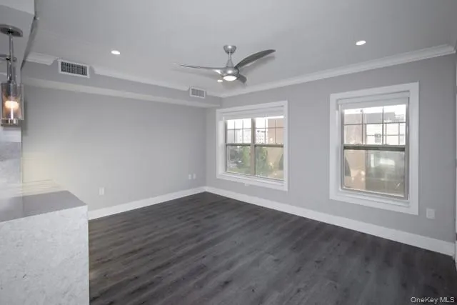 100 Glen Street, Glen Cove, NY, 3 Rooms Rooms,1 BathroomBathrooms,Residential Lease,For Rent,Glen,0,1003921 100 Glen Street, Glen Cove, NY, 3 Rooms Rooms,1 BathroomBathrooms,Residential Lease,For Rent,Glen,0,1003921