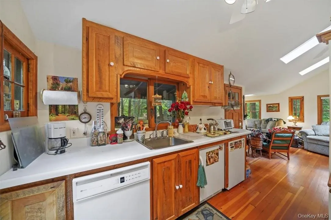 38 Adirondack Trail, Bethel, NY, 2 Bedrooms Bedrooms, 5 Rooms Rooms,2 BathroomsBathrooms,Residential Sale,For Rent,Adirondack,0,1003927 38 Adirondack Trail, Bethel, NY, 2 Bedrooms Bedrooms, 5 Rooms Rooms,2 BathroomsBathrooms,Residential Sale,For Rent,Adirondack,0,1003927