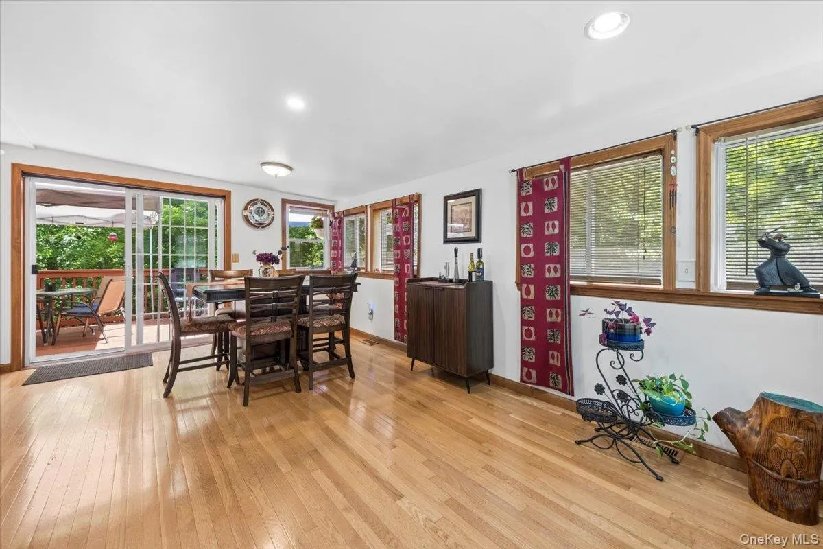 118 Hewitt Street, Putnam Valley, NY, 2 Bedrooms Bedrooms, 6 Rooms Rooms,2 BathroomsBathrooms,Residential,For Rent,Hewitt,0,1003928 118 Hewitt Street, Putnam Valley, NY, 2 Bedrooms Bedrooms, 6 Rooms Rooms,2 BathroomsBathrooms,Residential,For Rent,Hewitt,0,1003928